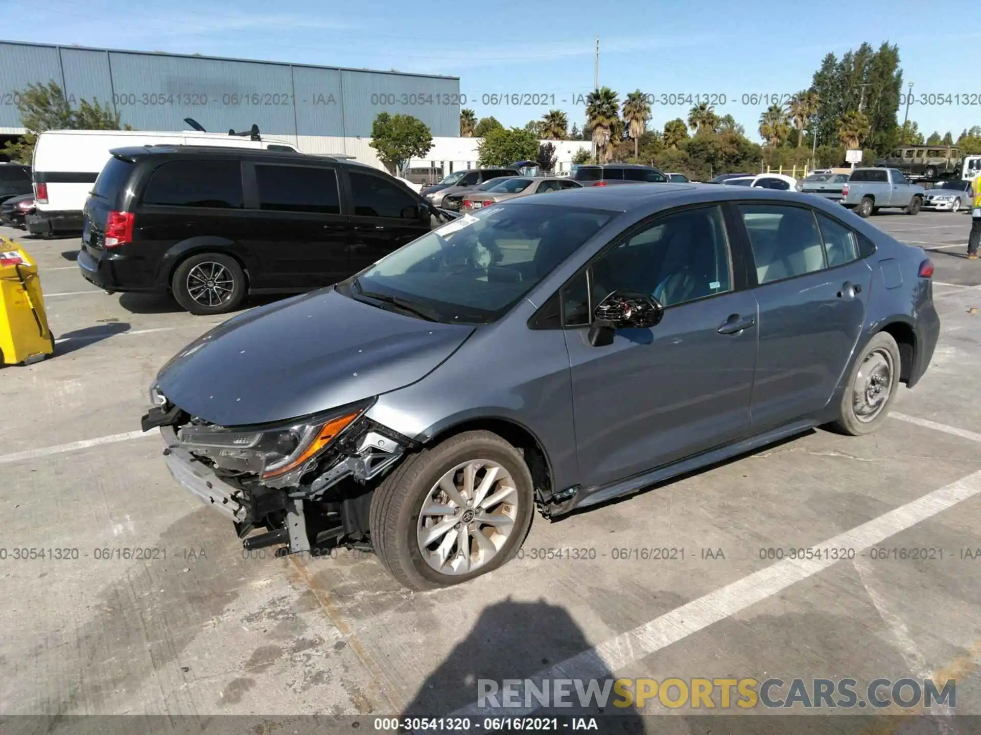 2 Photograph of a damaged car 5YFHPRAE1LP007711 TOYOTA COROLLA 2020