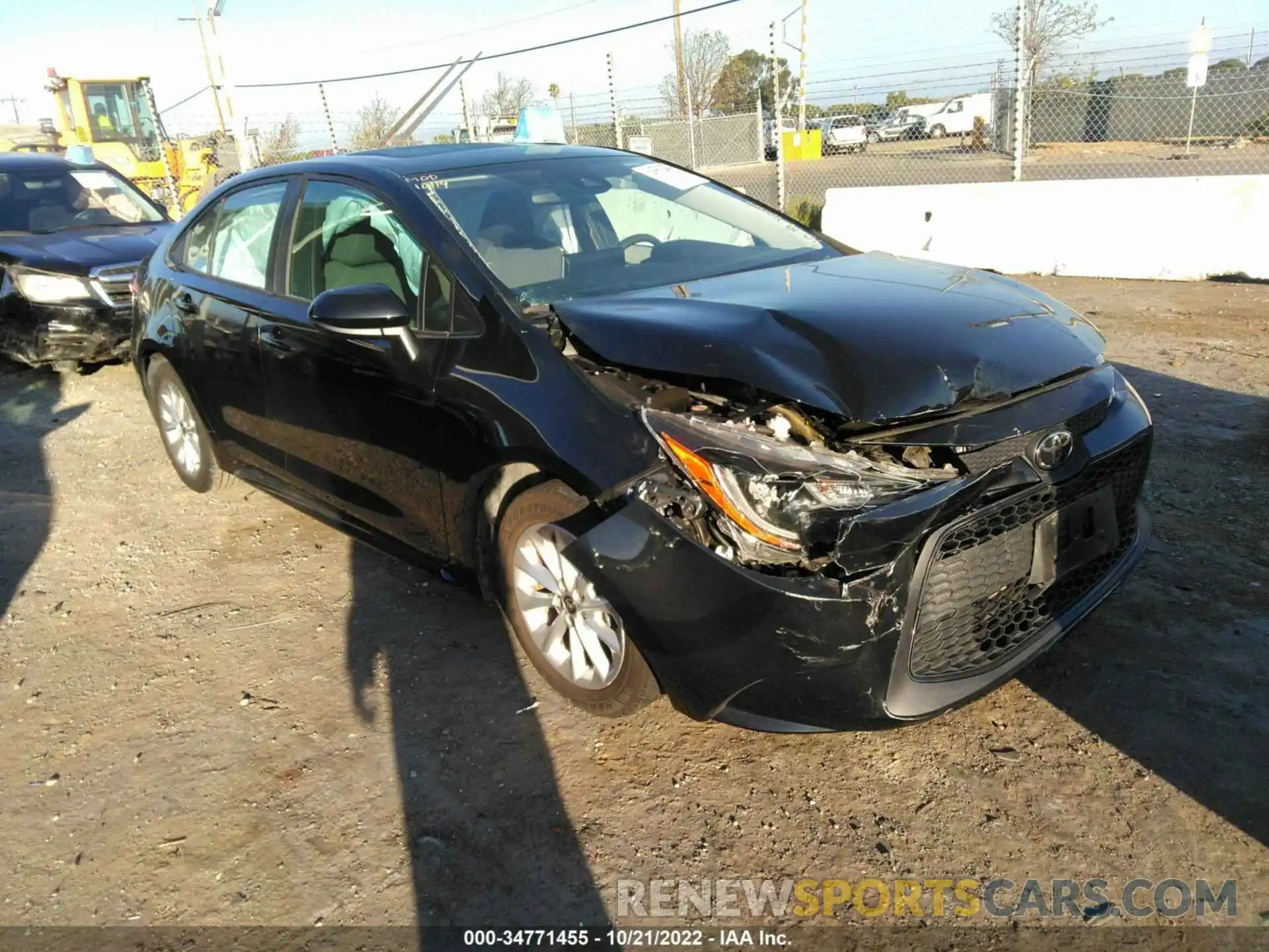 1 Photograph of a damaged car 5YFHPRAE1LP012827 TOYOTA COROLLA 2020