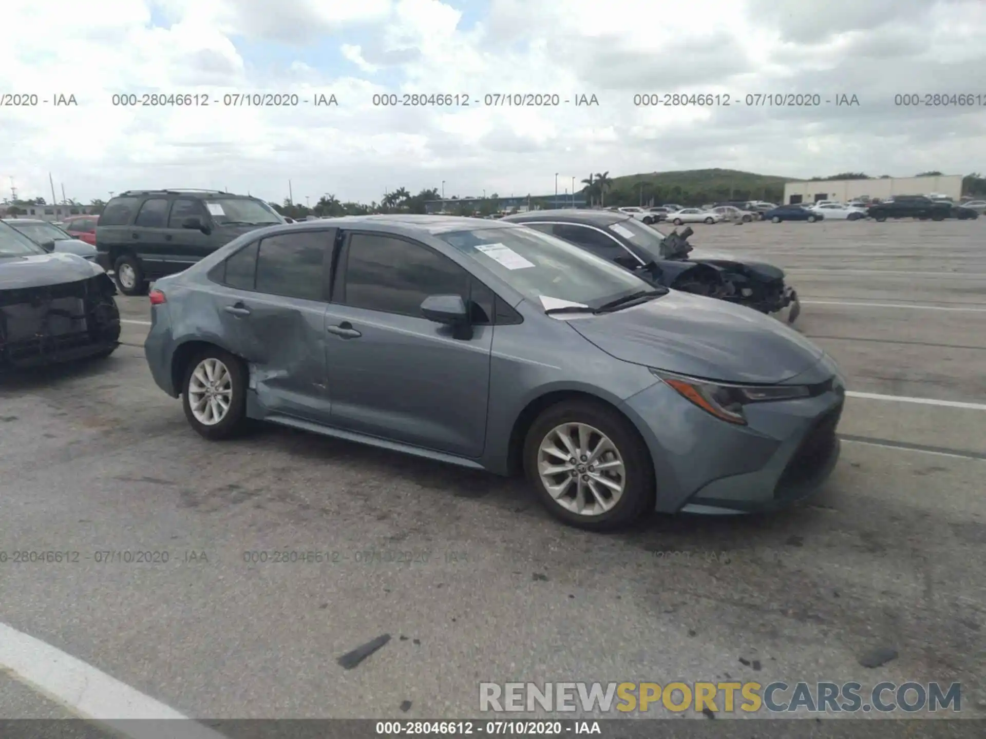 1 Photograph of a damaged car 5YFHPRAE1LP012861 TOYOTA COROLLA 2020