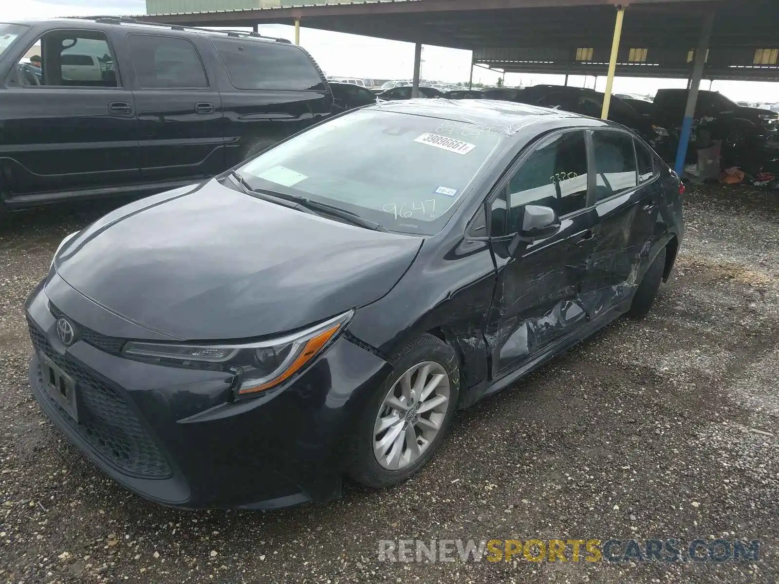 1 Photograph of a damaged car 5YFHPRAE1LP019647 TOYOTA COROLLA 2020