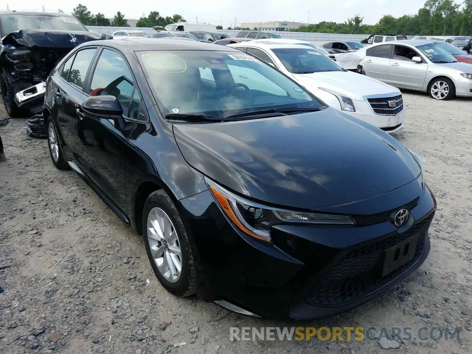 1 Photograph of a damaged car 5YFHPRAE1LP020264 TOYOTA COROLLA 2020