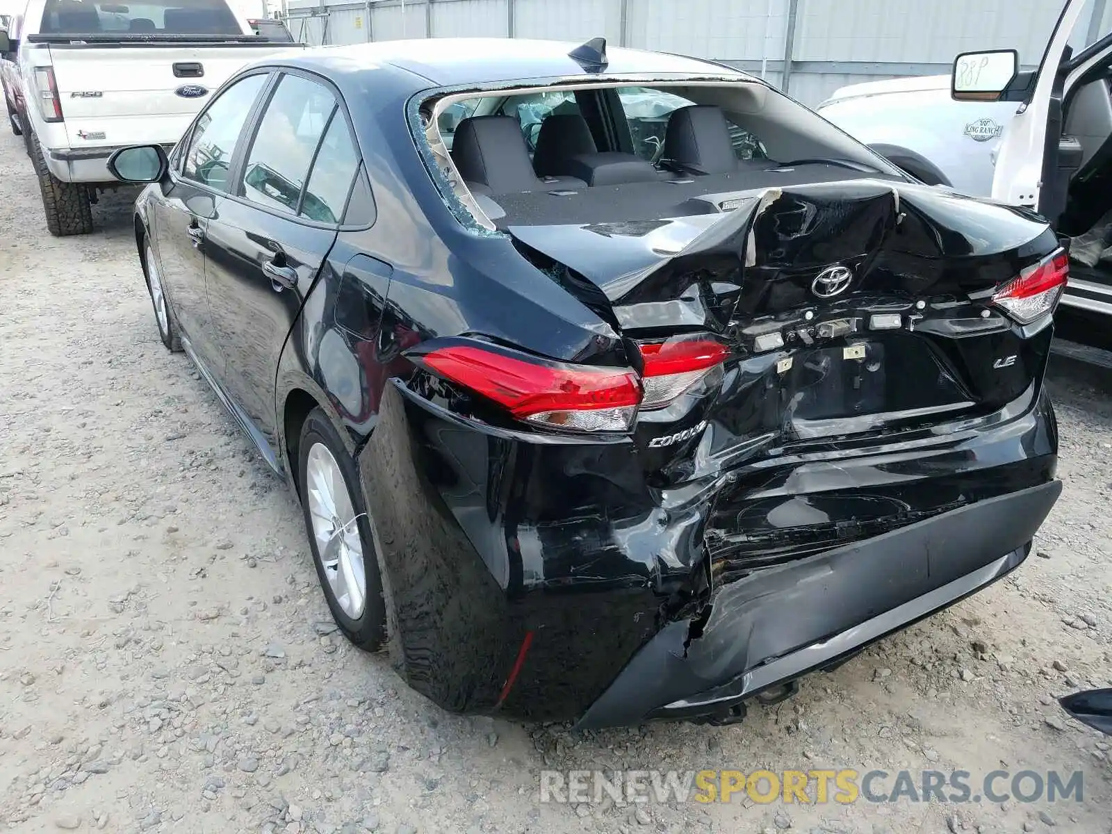 3 Photograph of a damaged car 5YFHPRAE1LP020264 TOYOTA COROLLA 2020