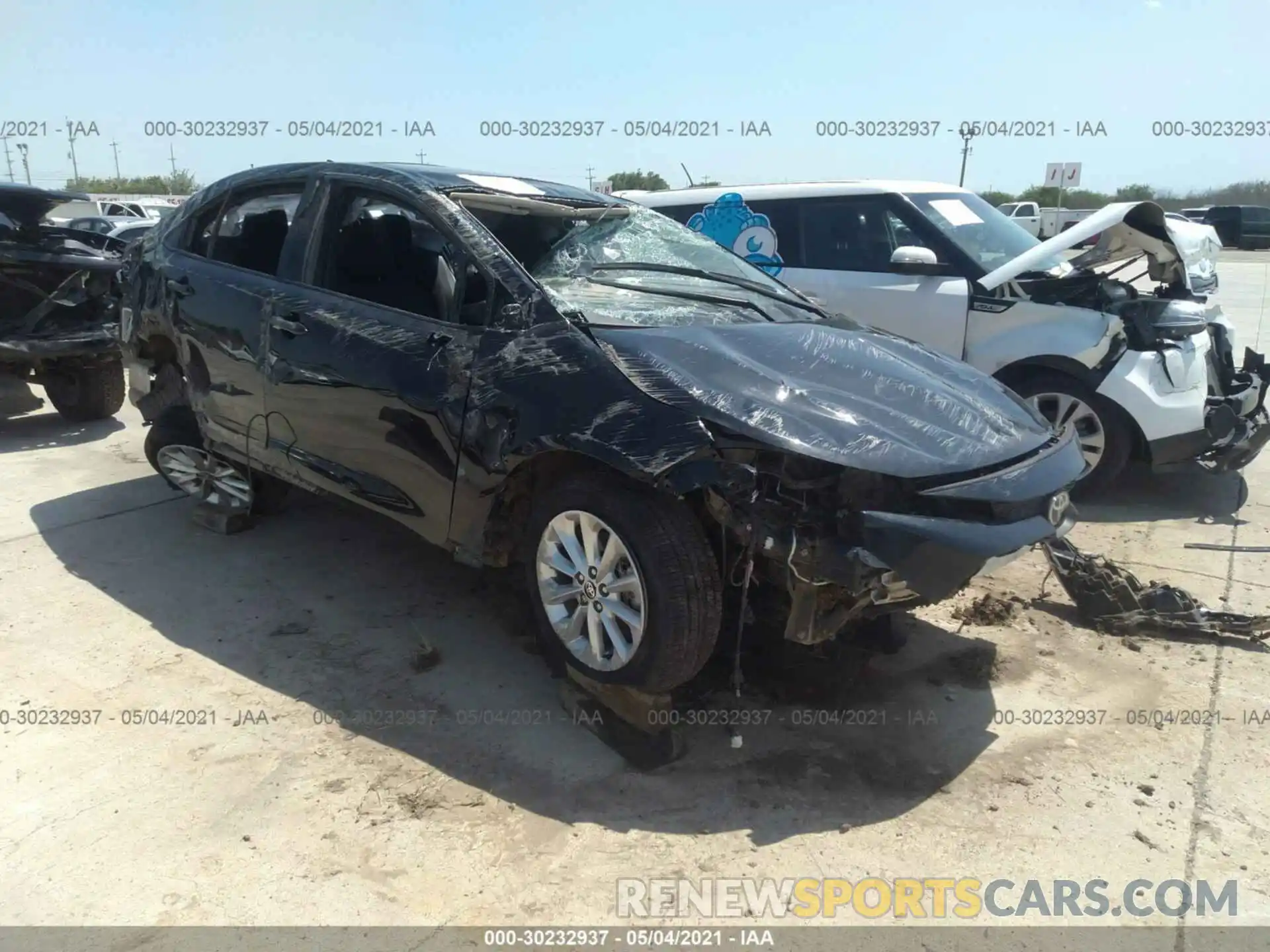 1 Photograph of a damaged car 5YFHPRAE2LP014487 TOYOTA COROLLA 2020