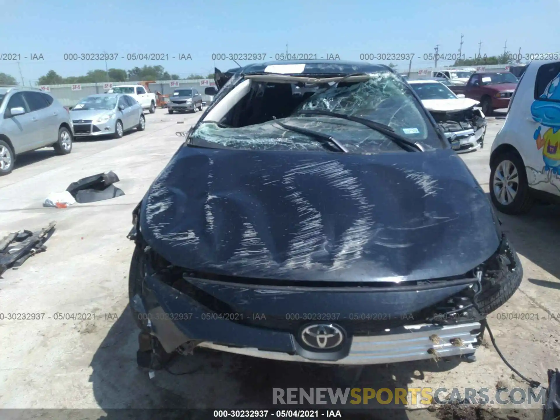 5 Photograph of a damaged car 5YFHPRAE2LP014487 TOYOTA COROLLA 2020