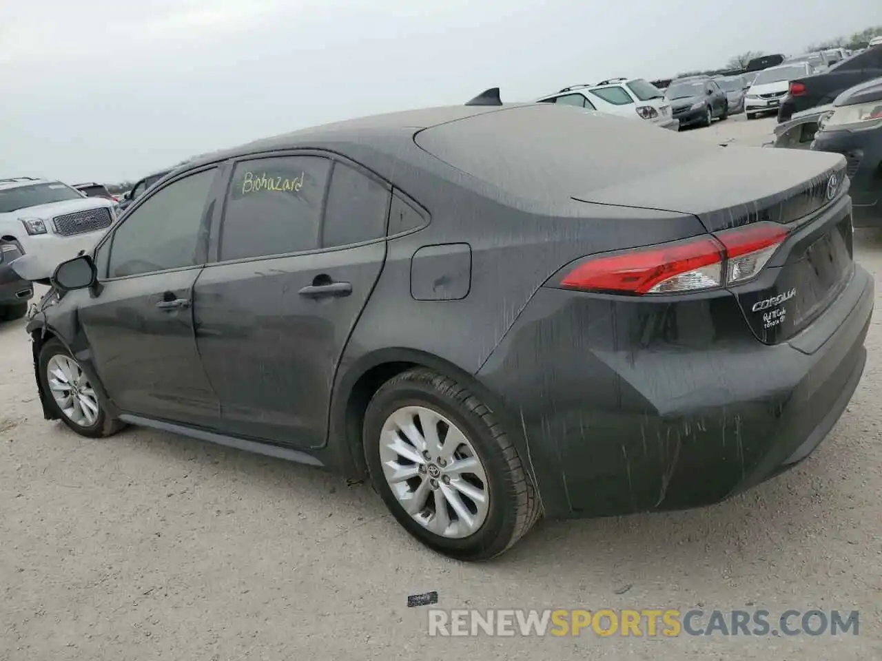 2 Photograph of a damaged car 5YFHPRAE2LP015302 TOYOTA COROLLA 2020