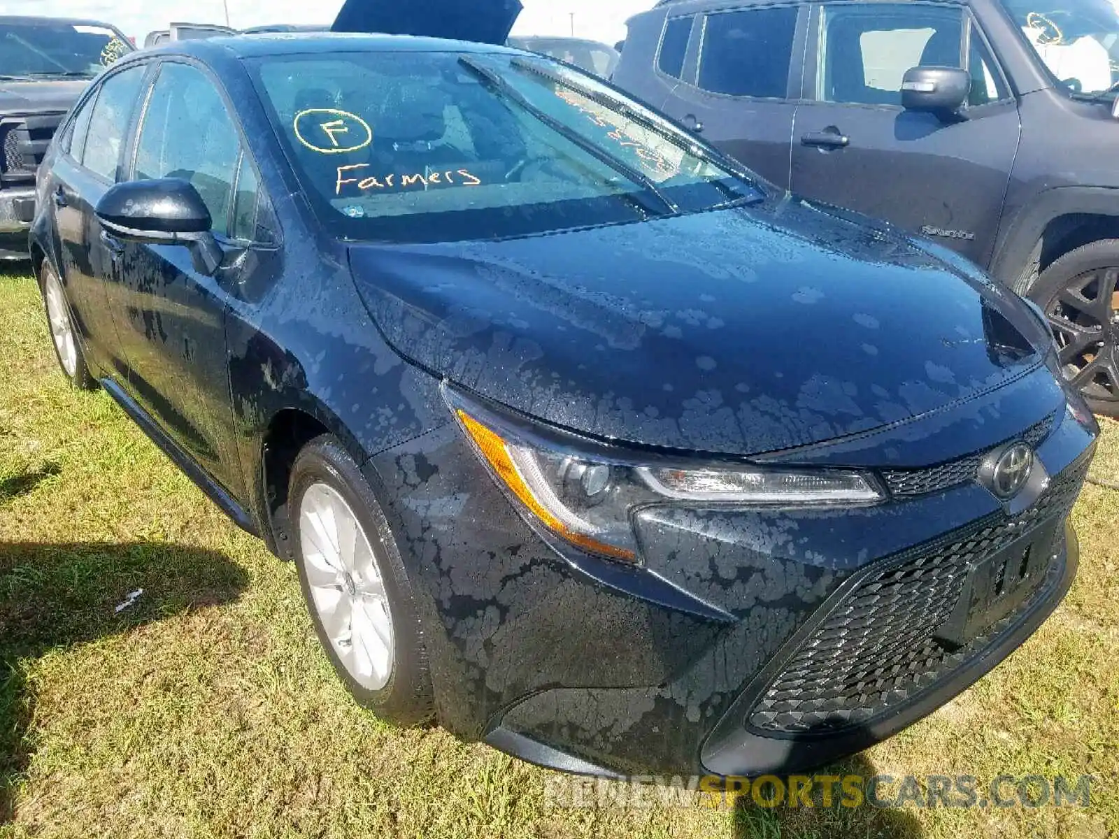 1 Photograph of a damaged car 5YFHPRAE2LP020290 TOYOTA COROLLA 2020