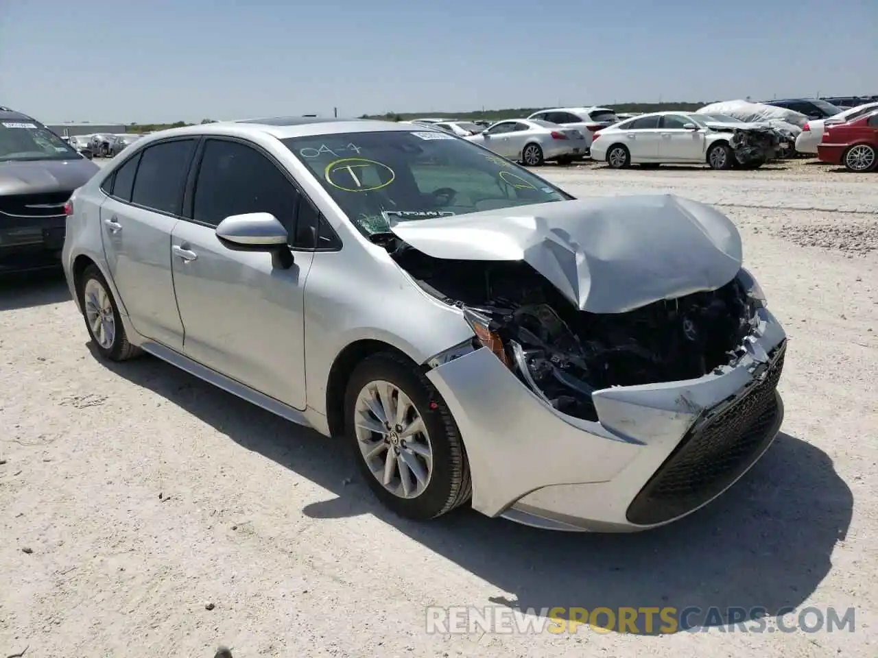 1 Photograph of a damaged car 5YFHPRAE2LP041799 TOYOTA COROLLA 2020