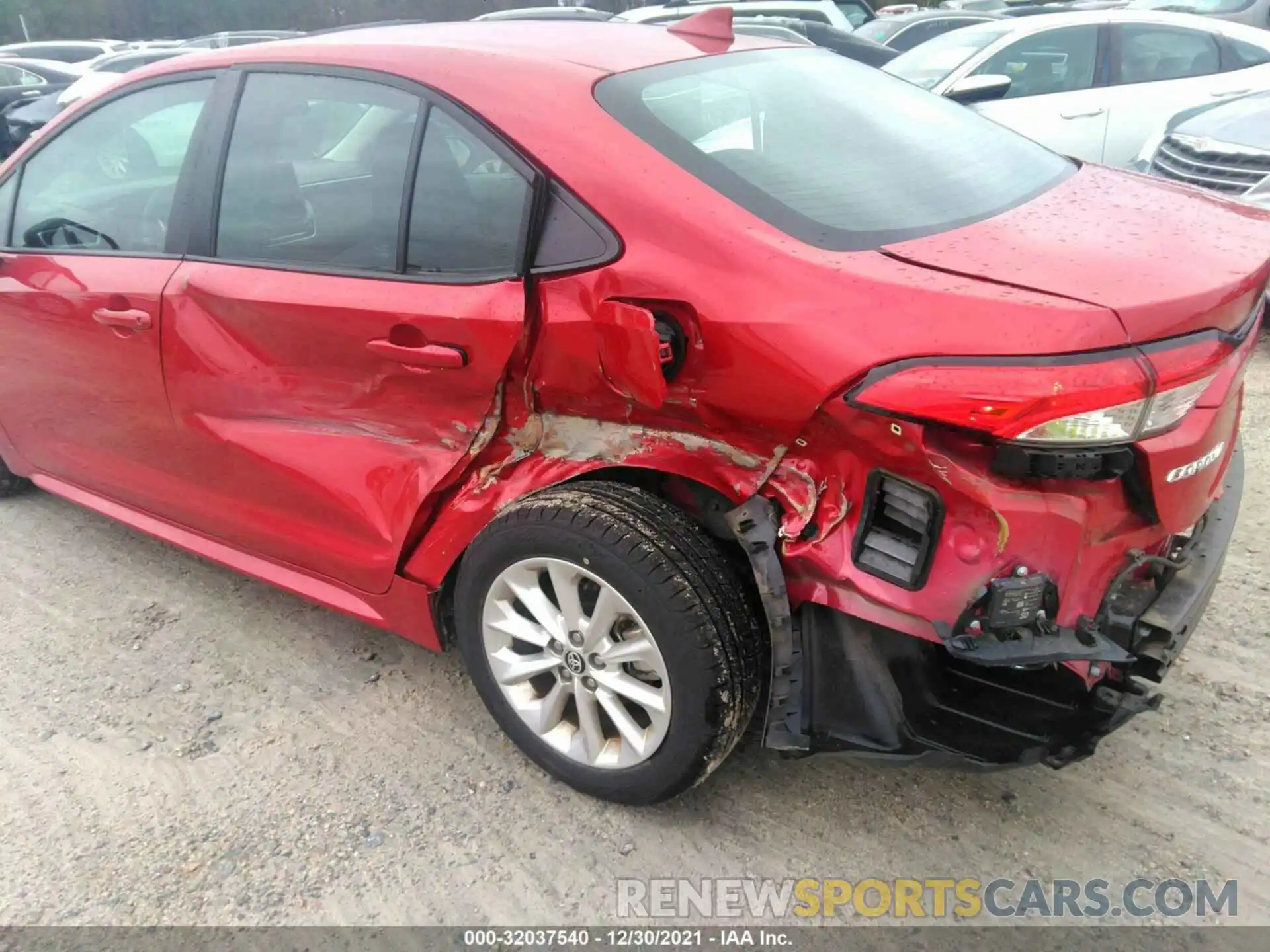 6 Photograph of a damaged car 5YFHPRAE2LP079338 TOYOTA COROLLA 2020