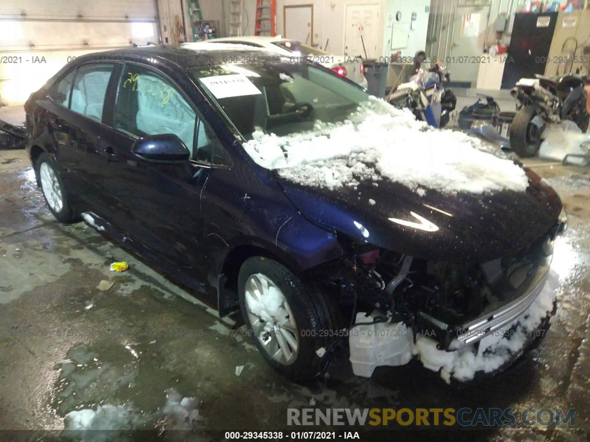 1 Photograph of a damaged car 5YFHPRAE3LP008472 TOYOTA COROLLA 2020