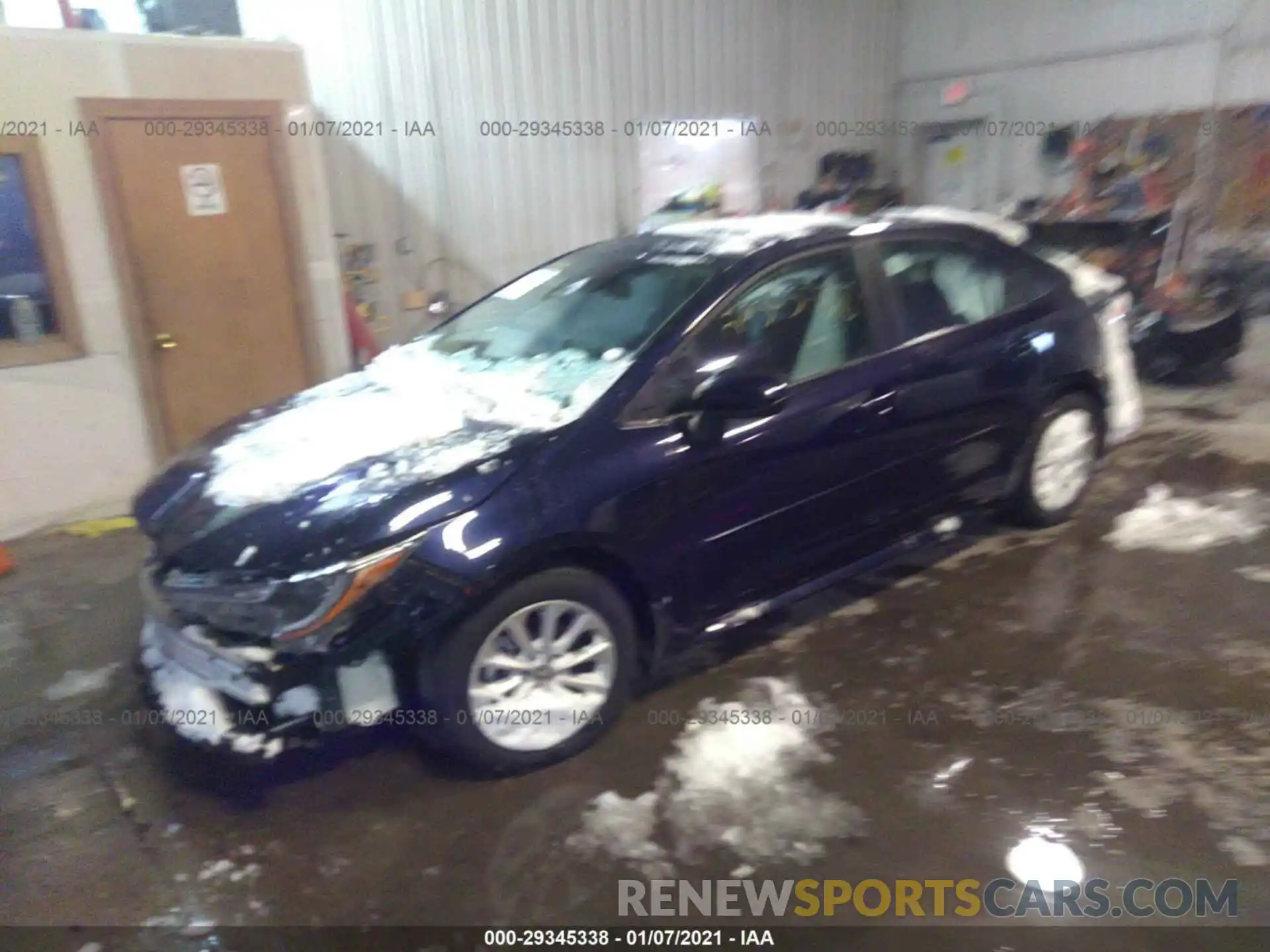 2 Photograph of a damaged car 5YFHPRAE3LP008472 TOYOTA COROLLA 2020