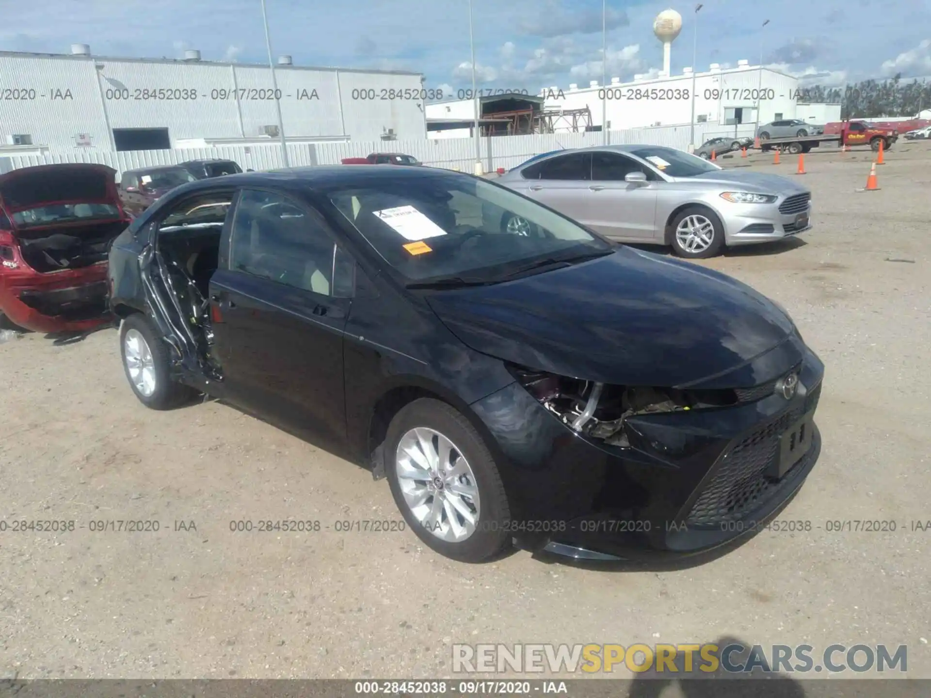 1 Photograph of a damaged car 5YFHPRAE3LP021996 TOYOTA COROLLA 2020