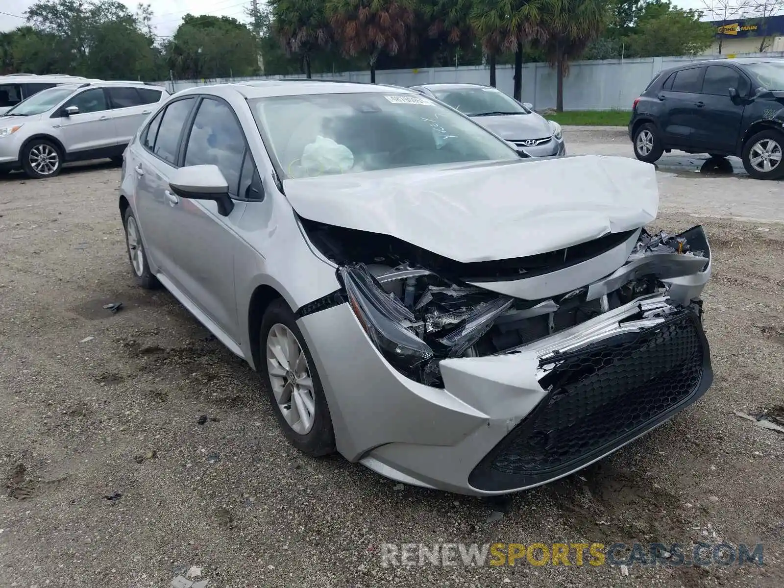 1 Photograph of a damaged car 5YFHPRAE3LP026650 TOYOTA COROLLA 2020