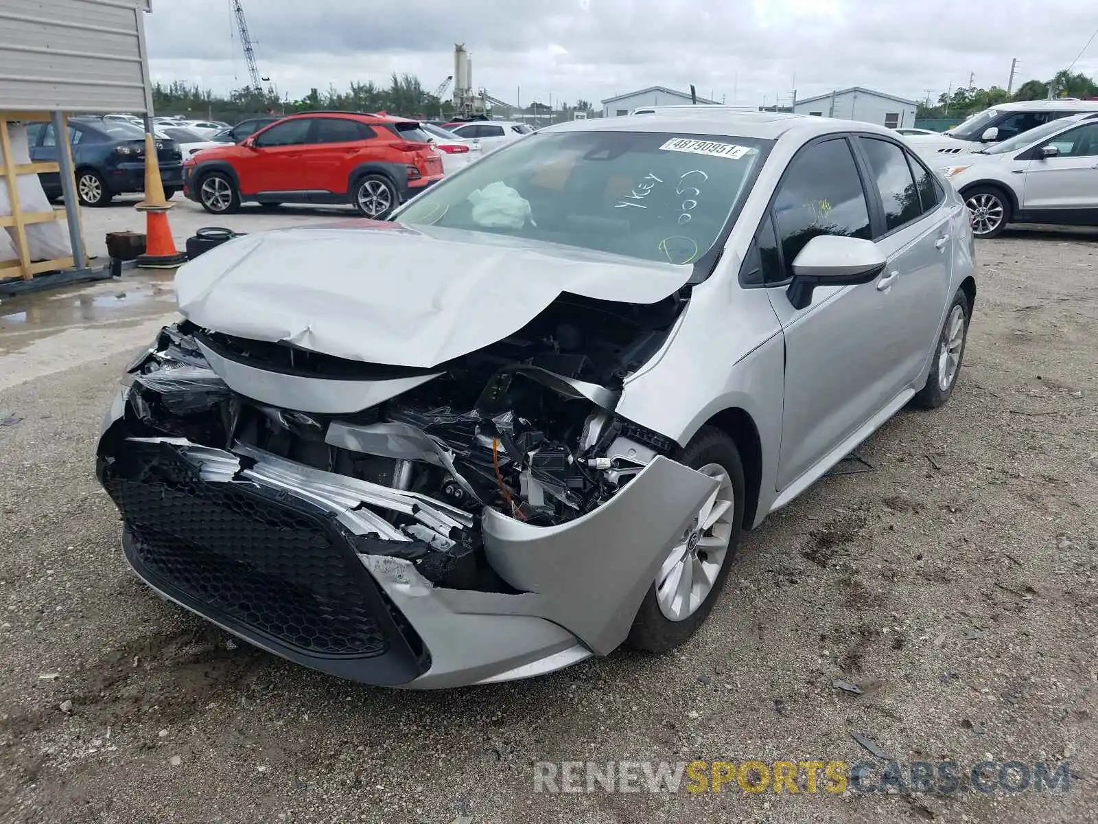 2 Photograph of a damaged car 5YFHPRAE3LP026650 TOYOTA COROLLA 2020