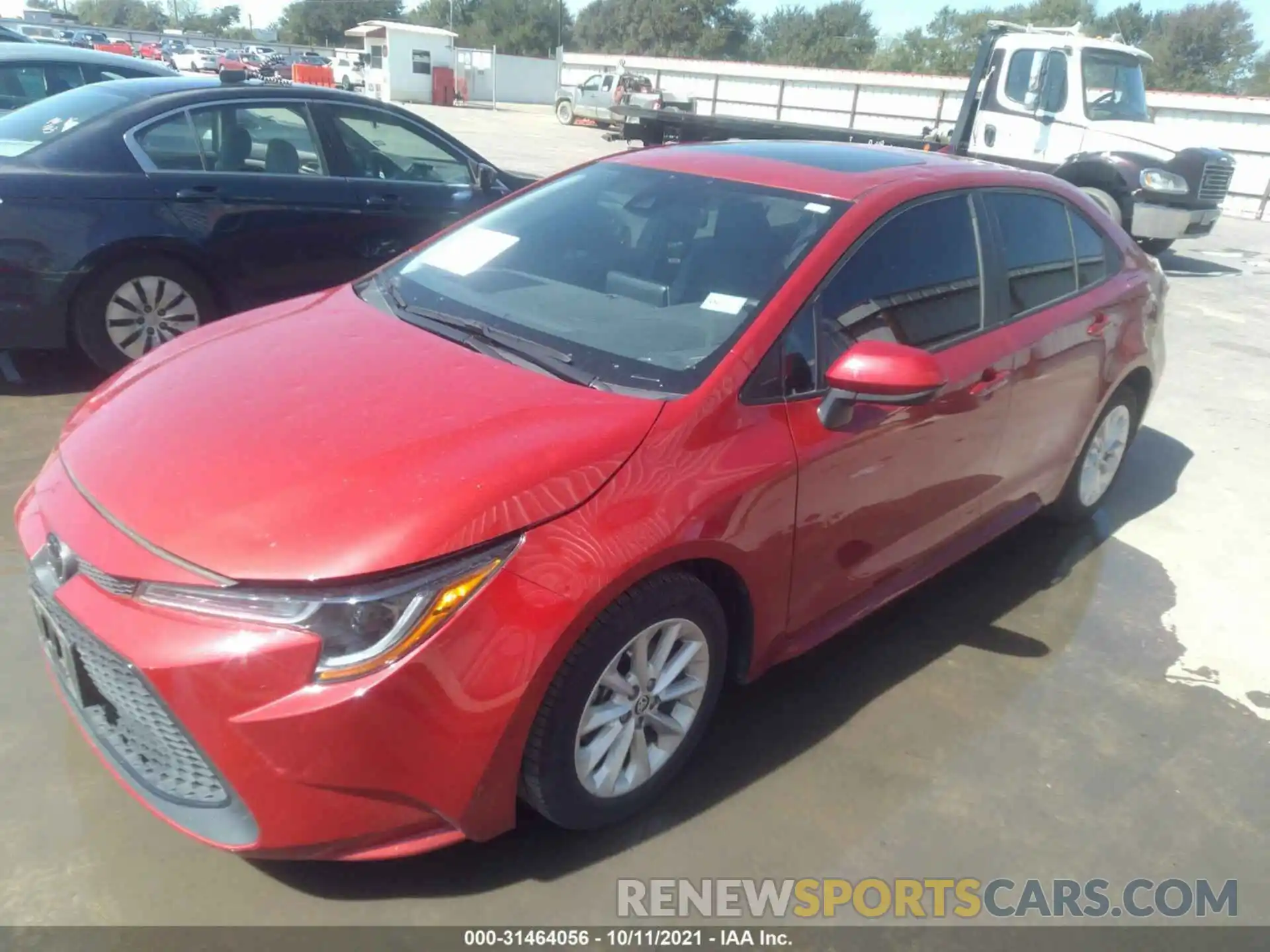 2 Photograph of a damaged car 5YFHPRAE3LP030505 TOYOTA COROLLA 2020