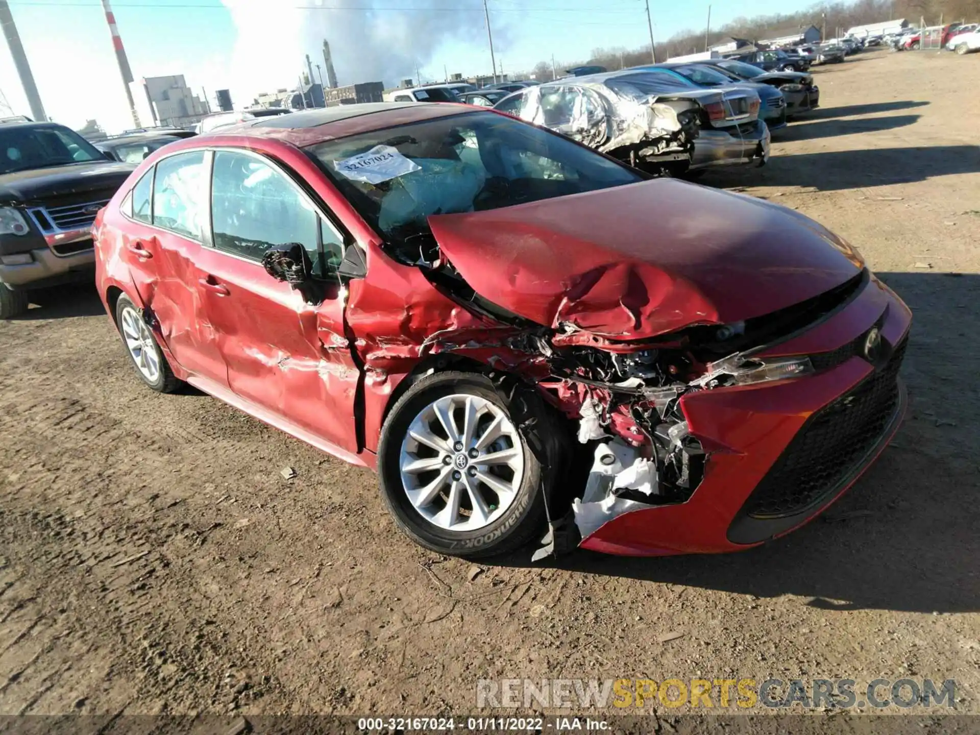 1 Photograph of a damaged car 5YFHPRAE3LP034778 TOYOTA COROLLA 2020