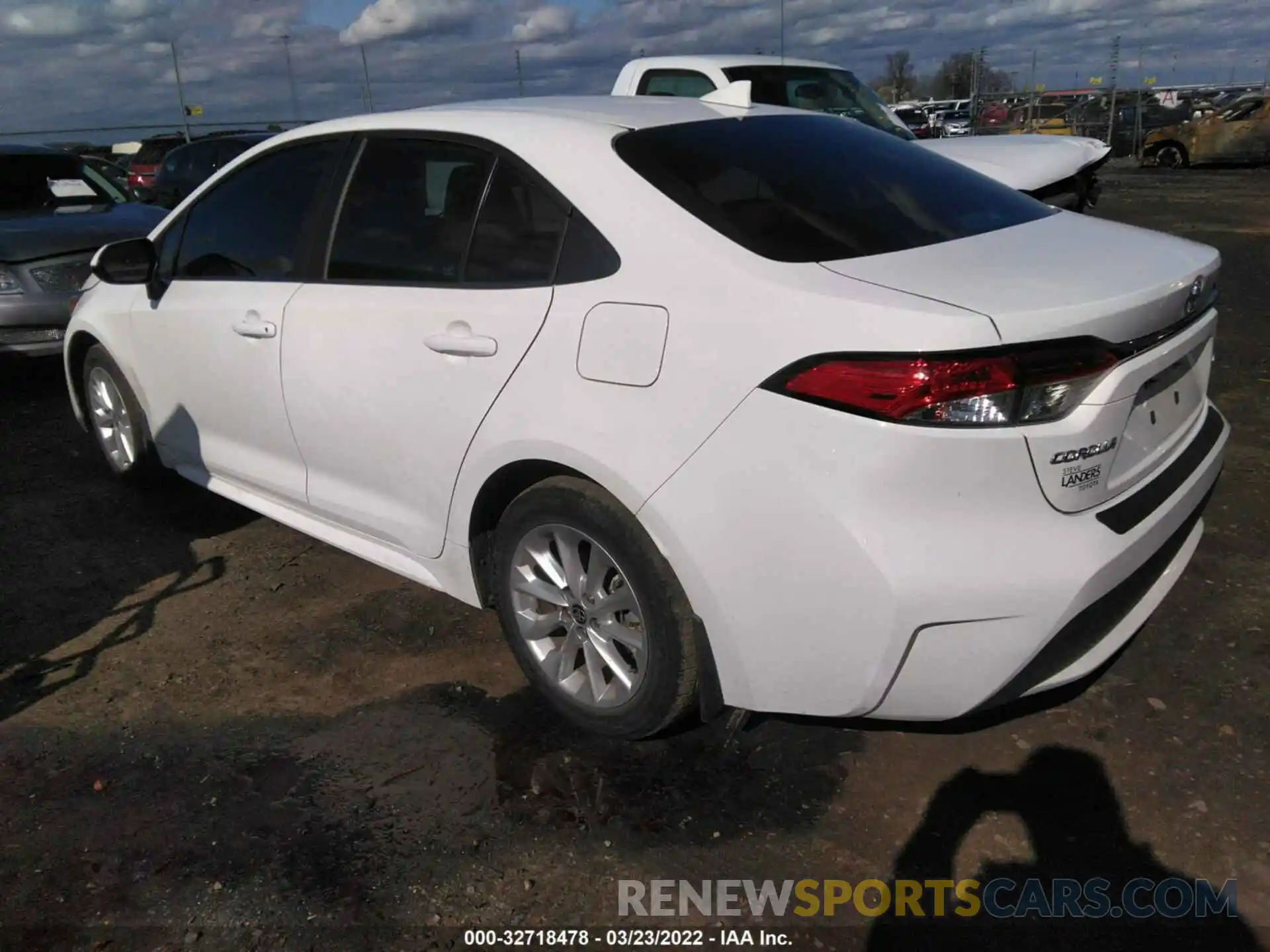 3 Photograph of a damaged car 5YFHPRAE4LP004060 TOYOTA COROLLA 2020