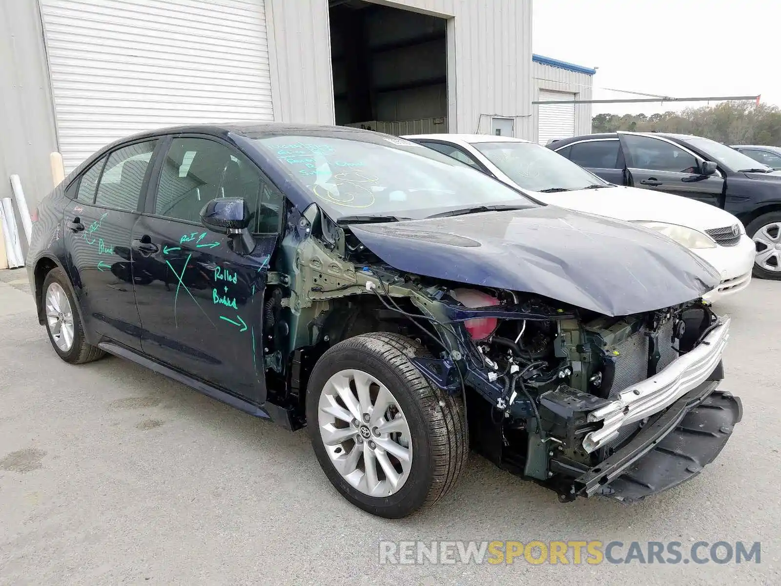 1 Photograph of a damaged car 5YFHPRAE4LP020047 TOYOTA COROLLA 2020