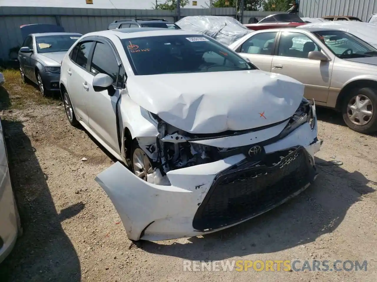 1 Photograph of a damaged car 5YFHPRAE4LP021165 TOYOTA COROLLA 2020