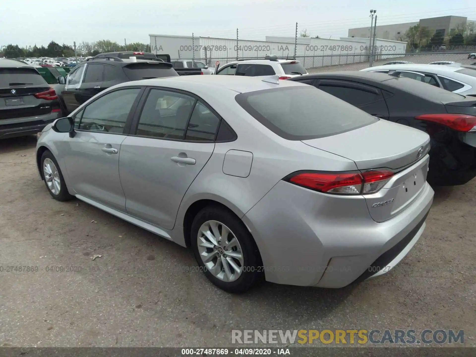 3 Photograph of a damaged car 5YFHPRAE4LP027337 TOYOTA COROLLA 2020