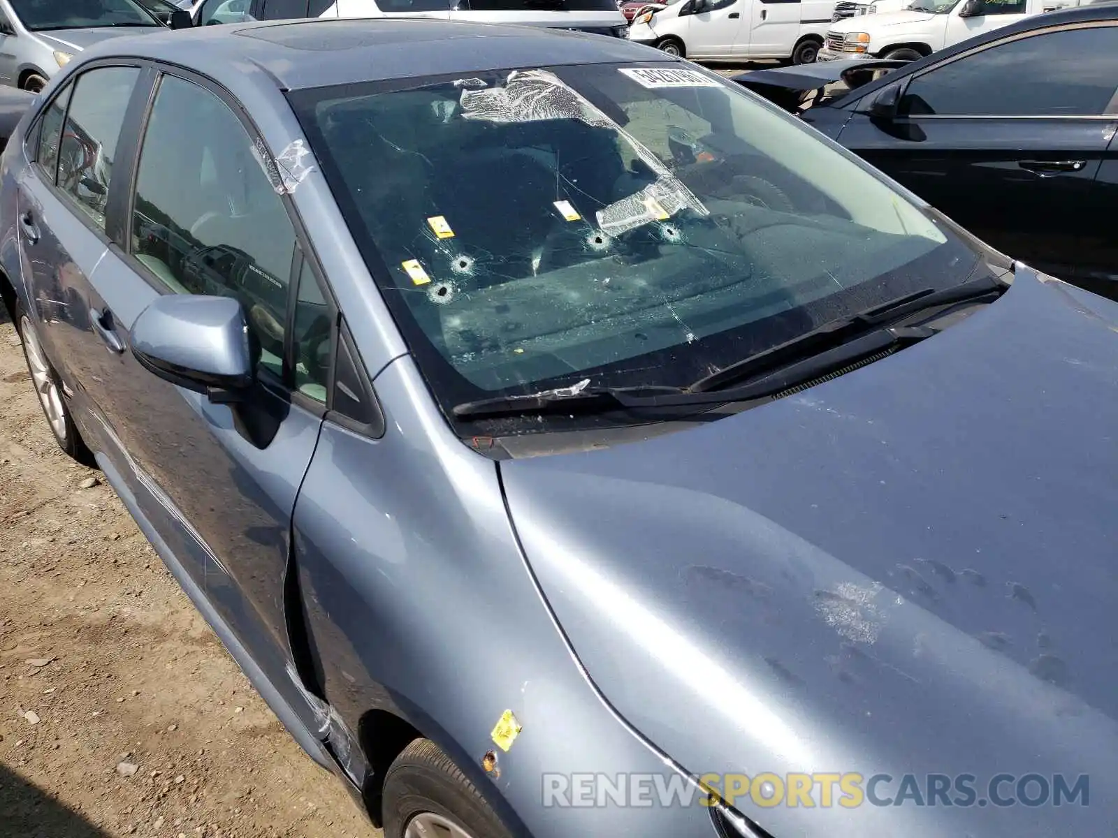 9 Photograph of a damaged car 5YFHPRAE5LP007159 TOYOTA COROLLA 2020