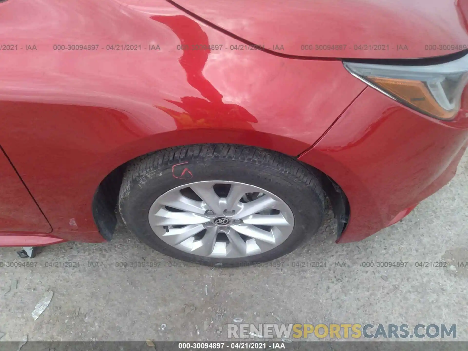 14 Photograph of a damaged car 5YFHPRAE5LP021112 TOYOTA COROLLA 2020