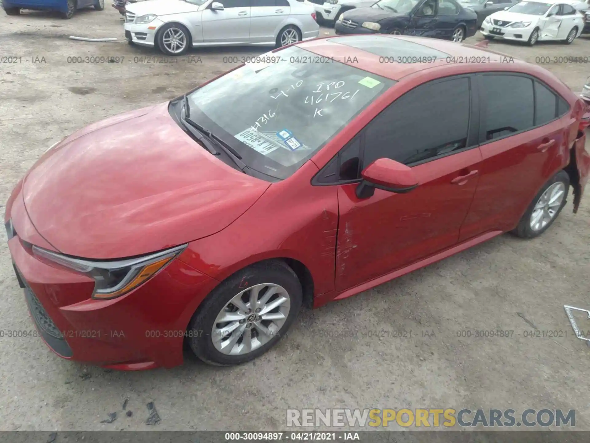 2 Photograph of a damaged car 5YFHPRAE5LP021112 TOYOTA COROLLA 2020