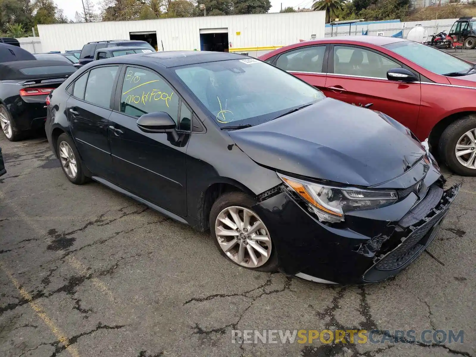 1 Photograph of a damaged car 5YFHPRAE5LP028285 TOYOTA COROLLA 2020