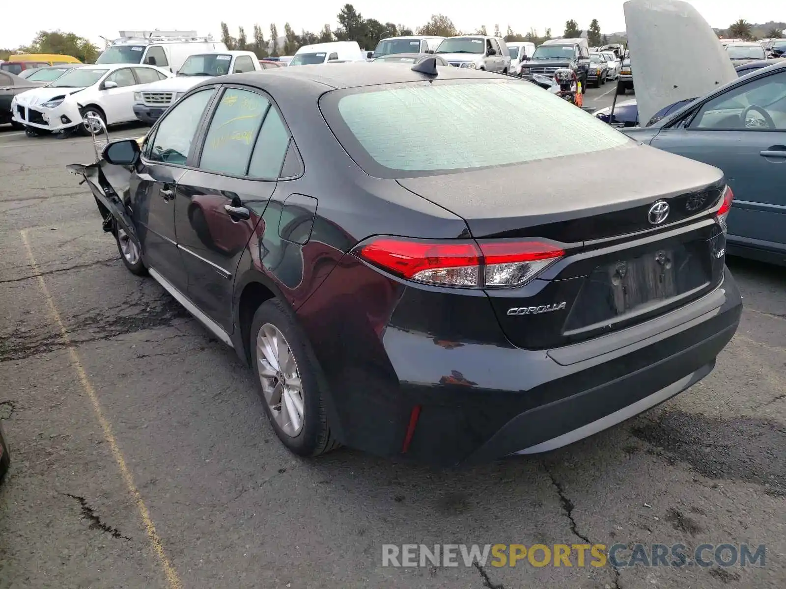 3 Photograph of a damaged car 5YFHPRAE5LP028285 TOYOTA COROLLA 2020