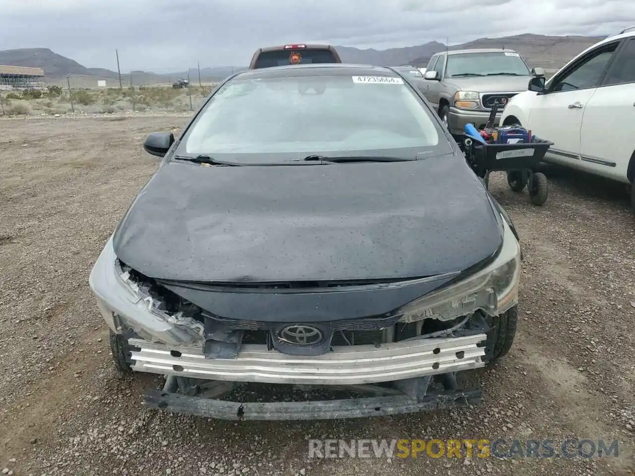 5 Photograph of a damaged car 5YFHPRAE5LP032109 TOYOTA COROLLA 2020