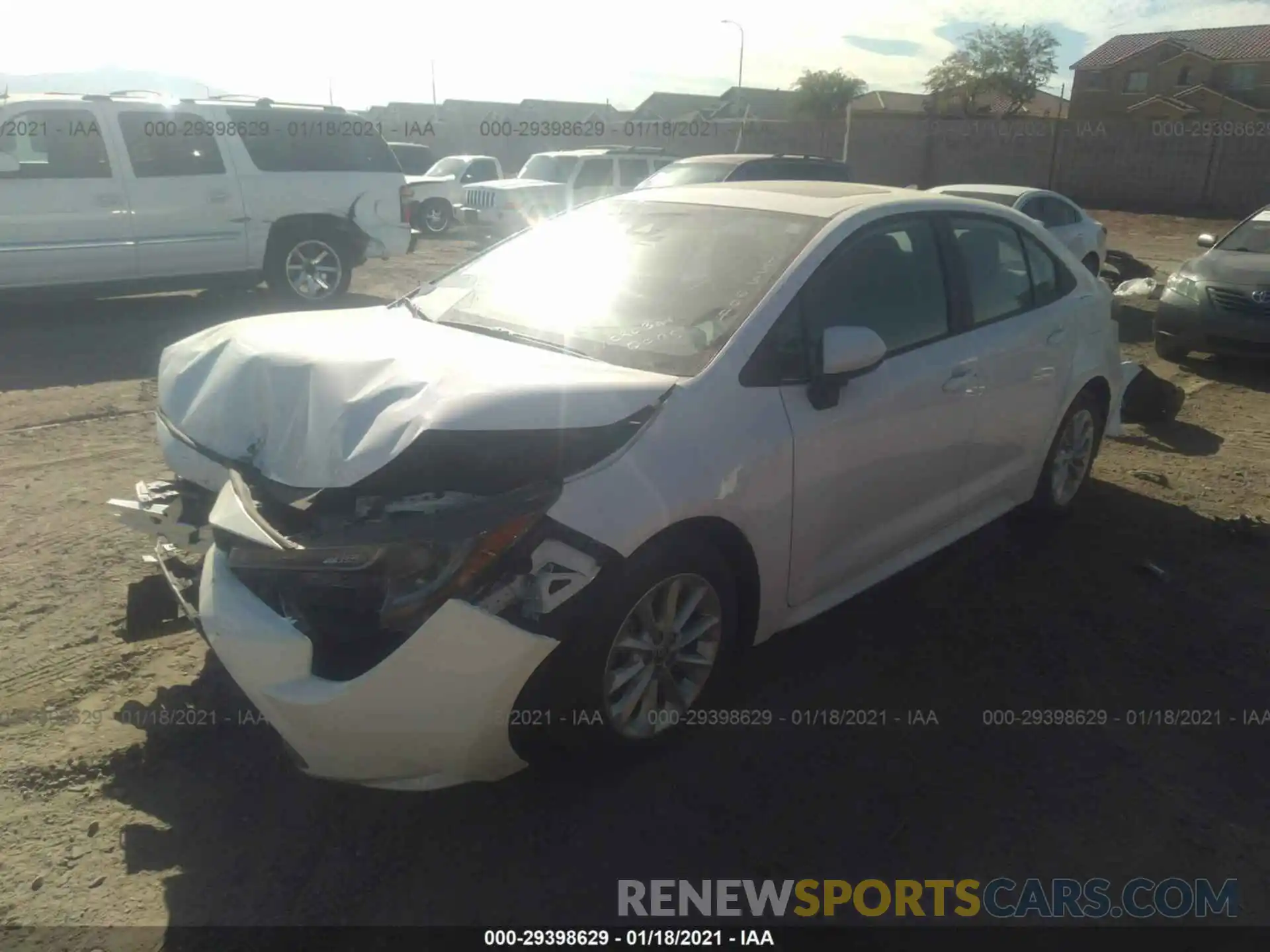 2 Photograph of a damaged car 5YFHPRAE5LP133604 TOYOTA COROLLA 2020