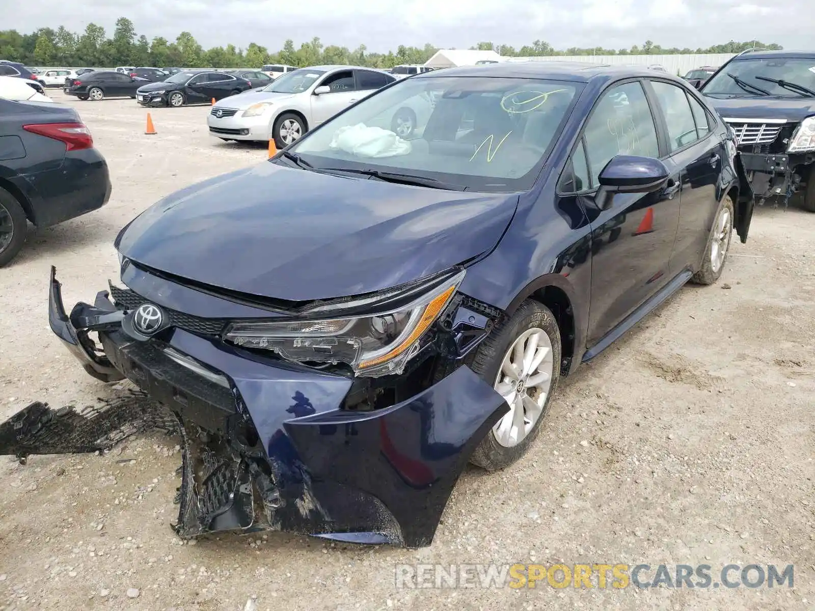 2 Photograph of a damaged car 5YFHPRAE6LP019370 TOYOTA COROLLA 2020