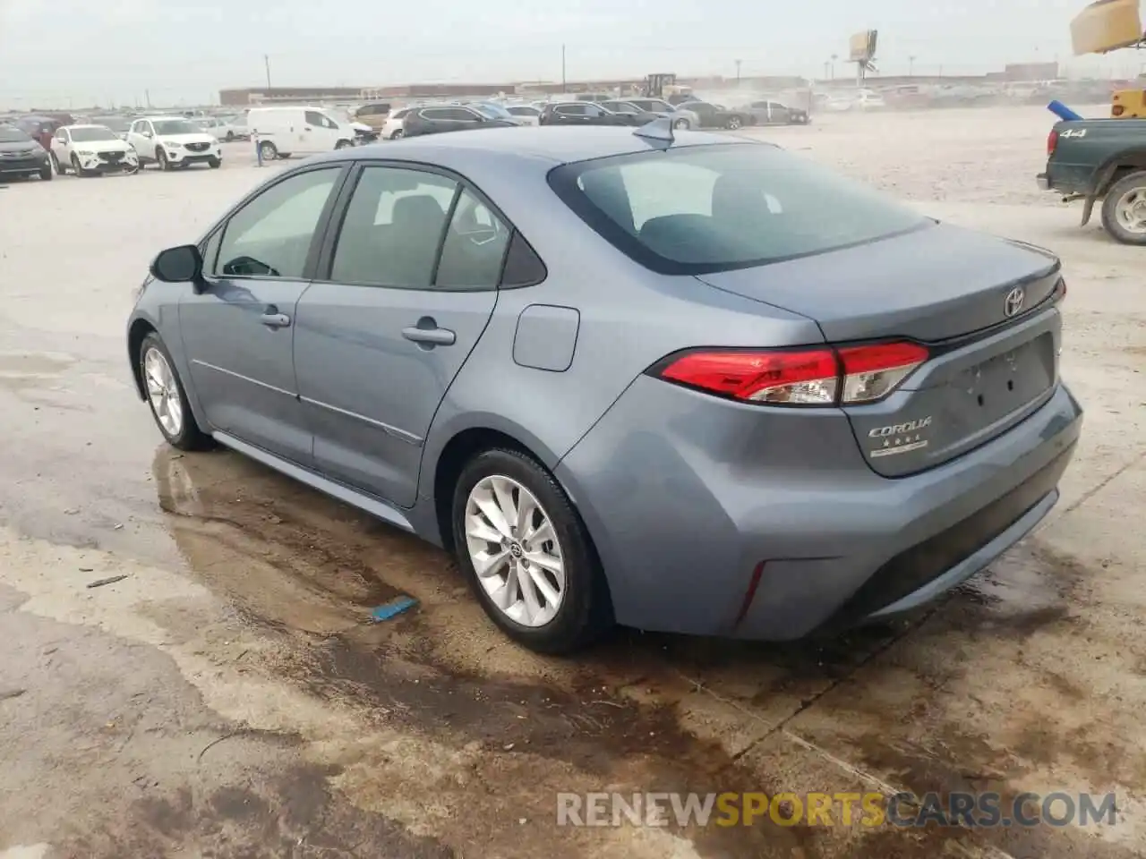 3 Photograph of a damaged car 5YFHPRAE6LP033866 TOYOTA COROLLA 2020