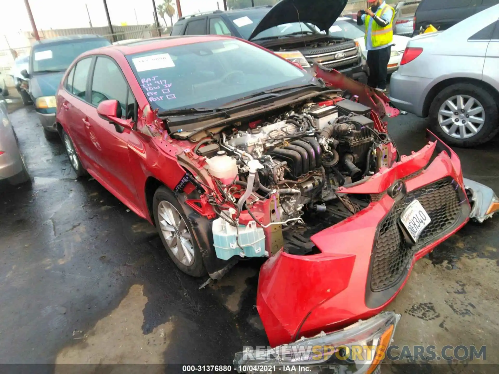 1 Photograph of a damaged car 5YFHPRAE7LP003792 TOYOTA COROLLA 2020