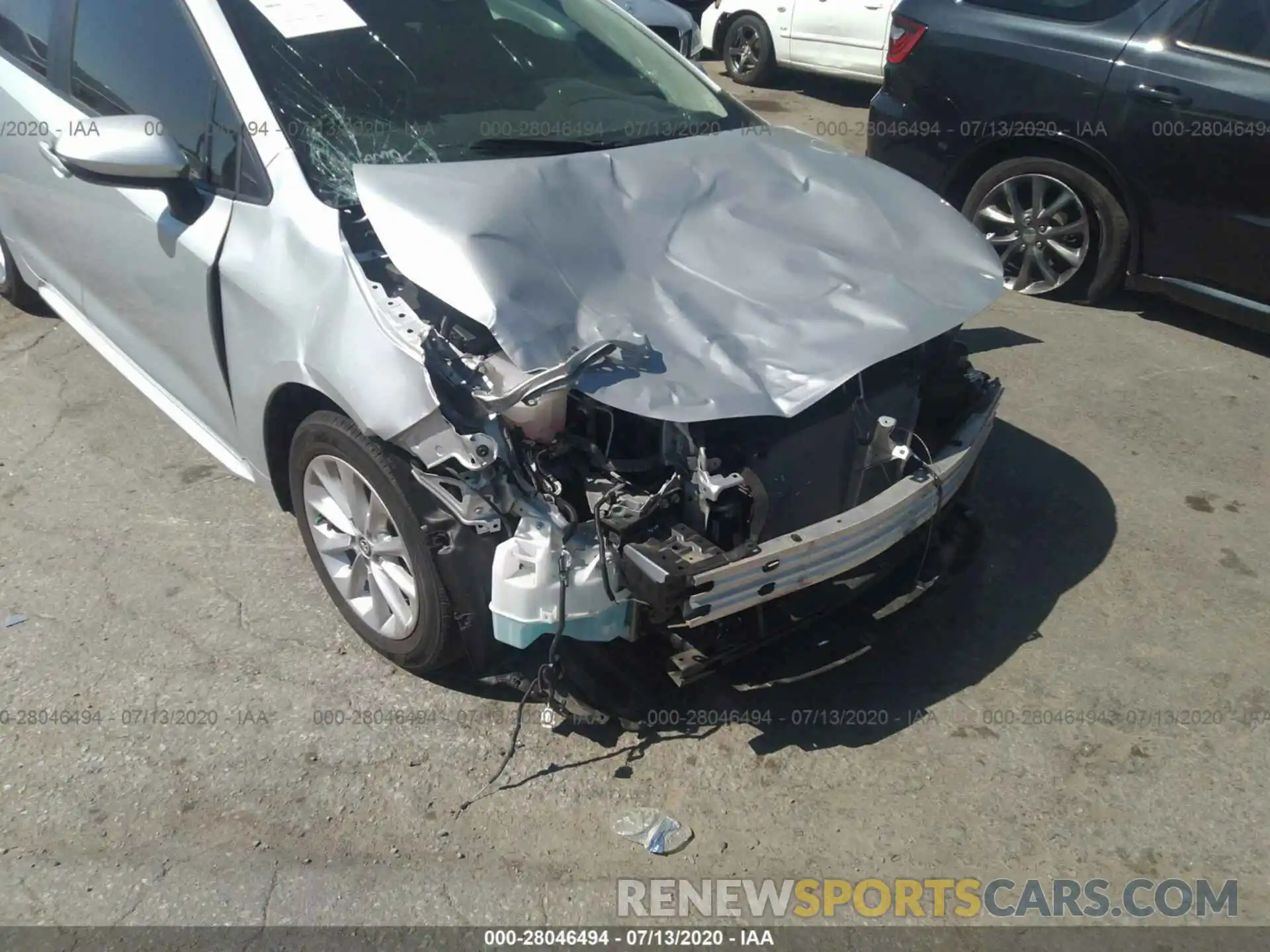 6 Photograph of a damaged car 5YFHPRAE7LP011715 TOYOTA COROLLA 2020