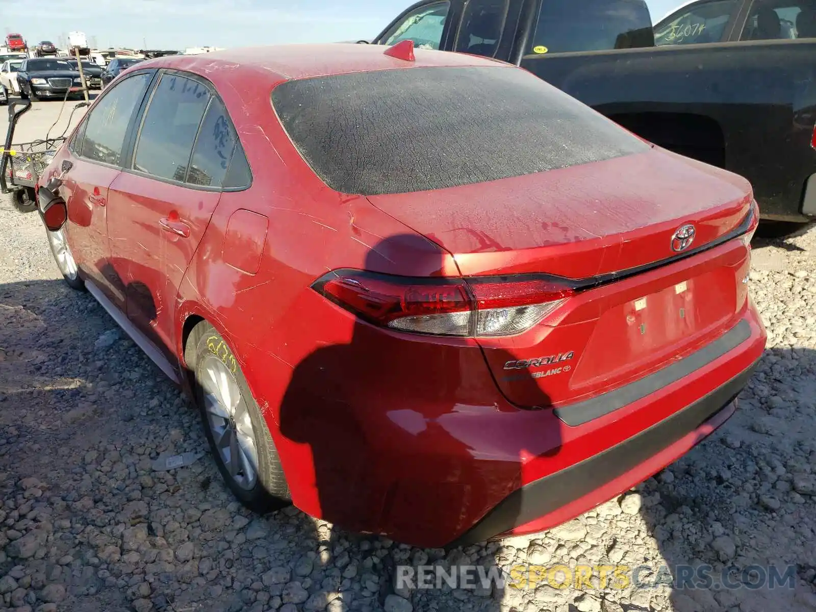 3 Photograph of a damaged car 5YFHPRAE7LP016073 TOYOTA COROLLA 2020