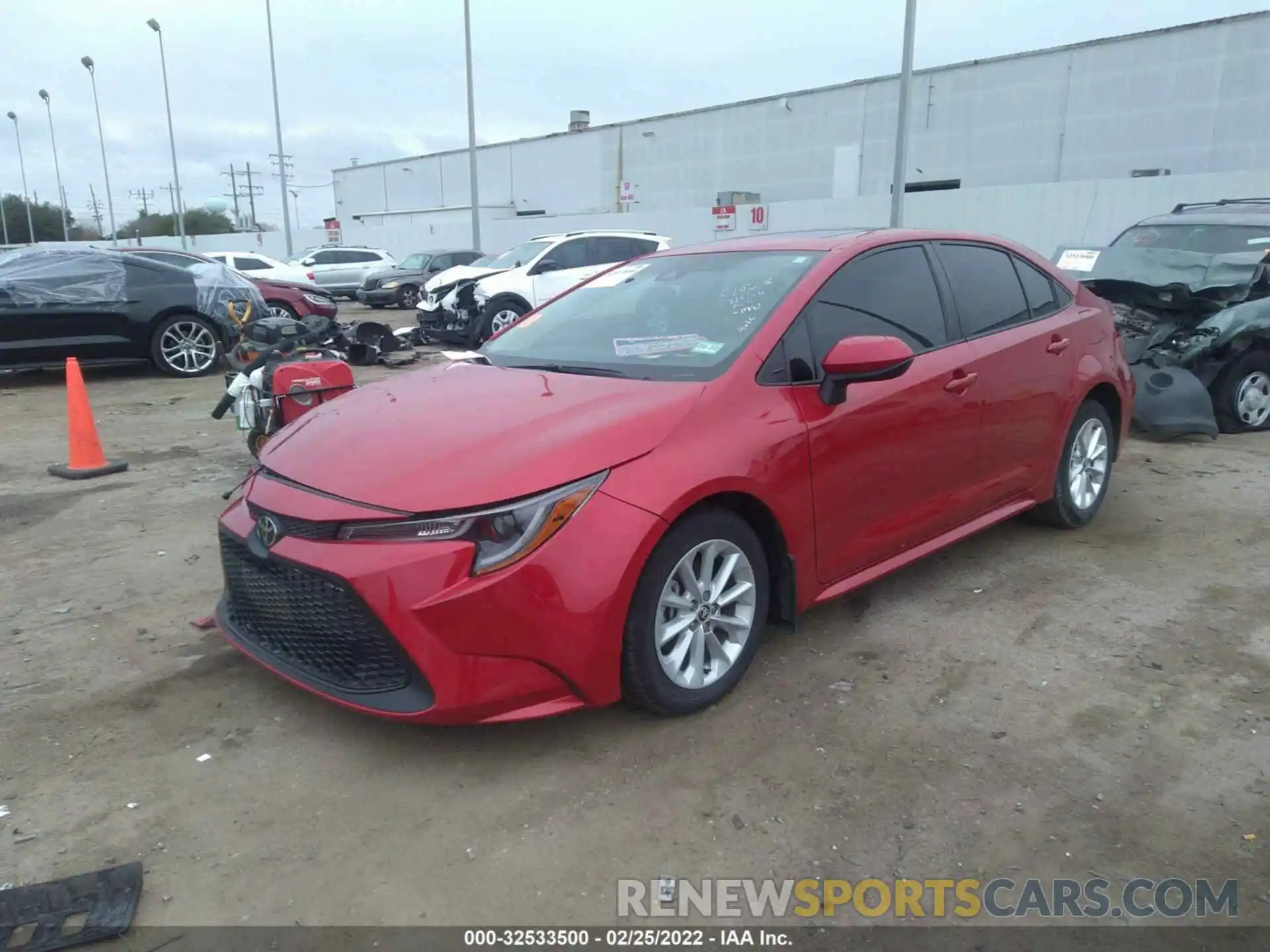 2 Photograph of a damaged car 5YFHPRAE7LP019622 TOYOTA COROLLA 2020