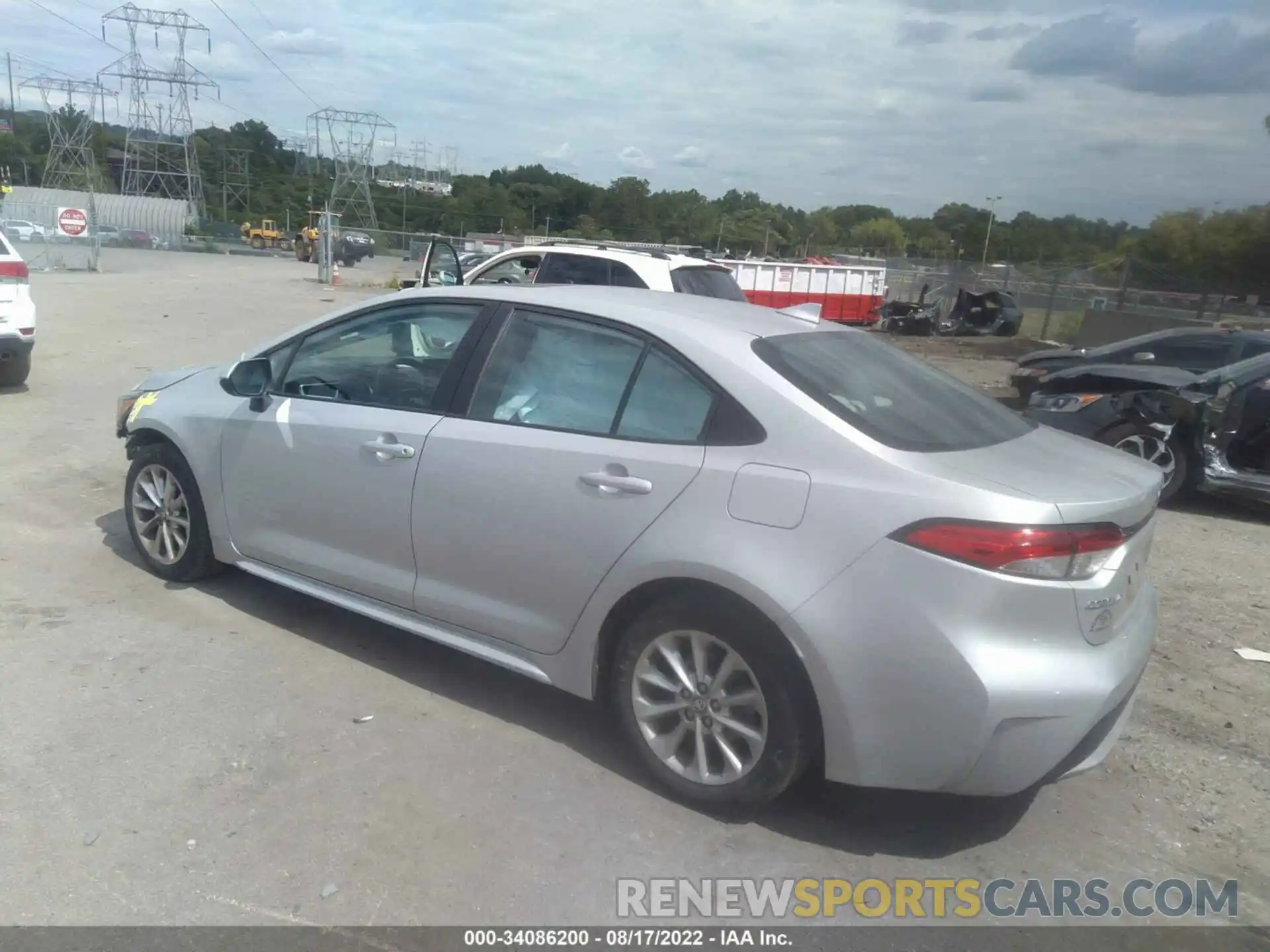 3 Photograph of a damaged car 5YFHPRAE7LP042303 TOYOTA COROLLA 2020