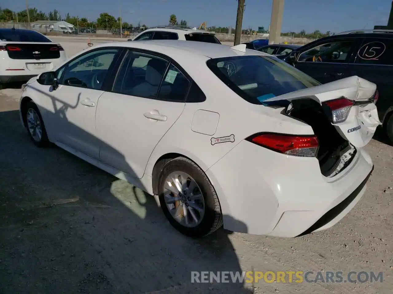 3 Photograph of a damaged car 5YFHPRAE7LP054807 TOYOTA COROLLA 2020