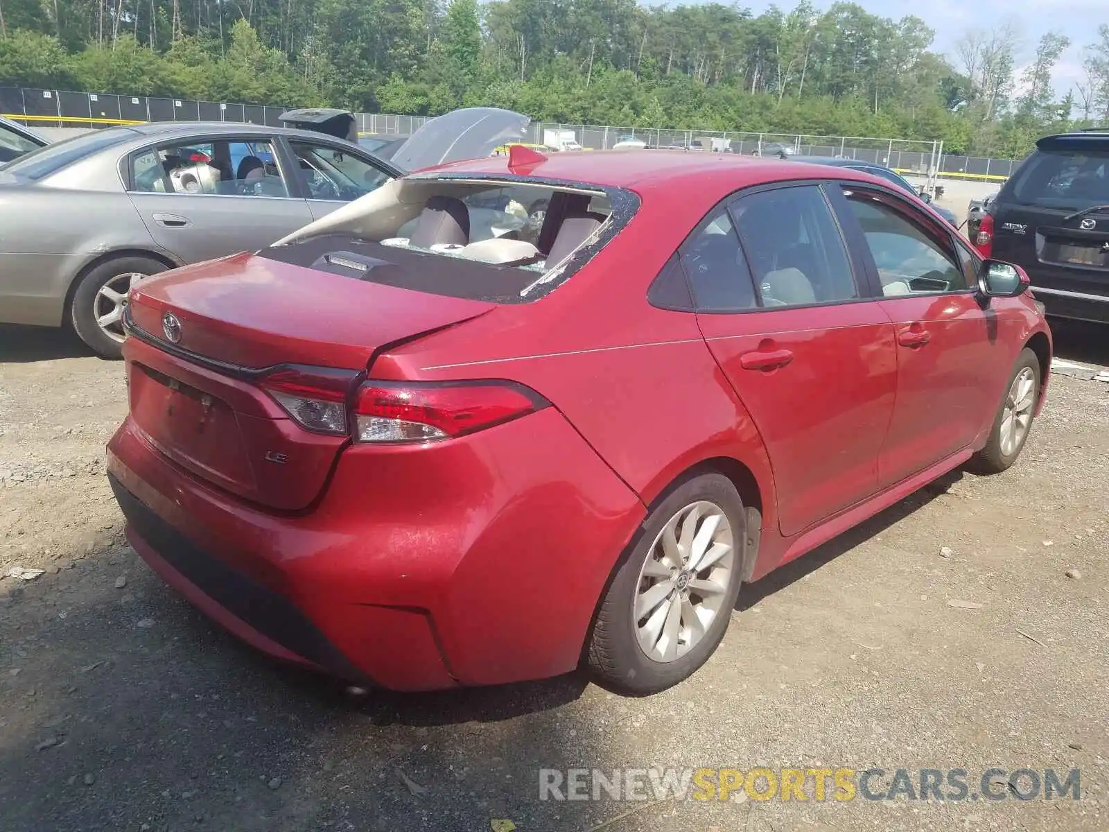 4 Photograph of a damaged car 5YFHPRAE8LP012470 TOYOTA COROLLA 2020