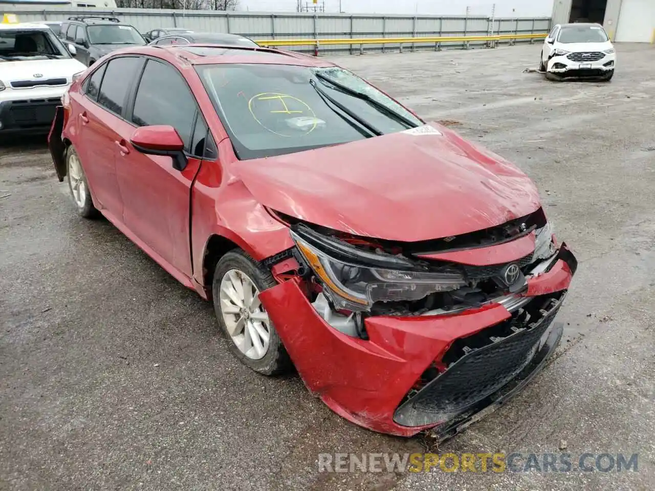 1 Photograph of a damaged car 5YFHPRAE8LP024778 TOYOTA COROLLA 2020