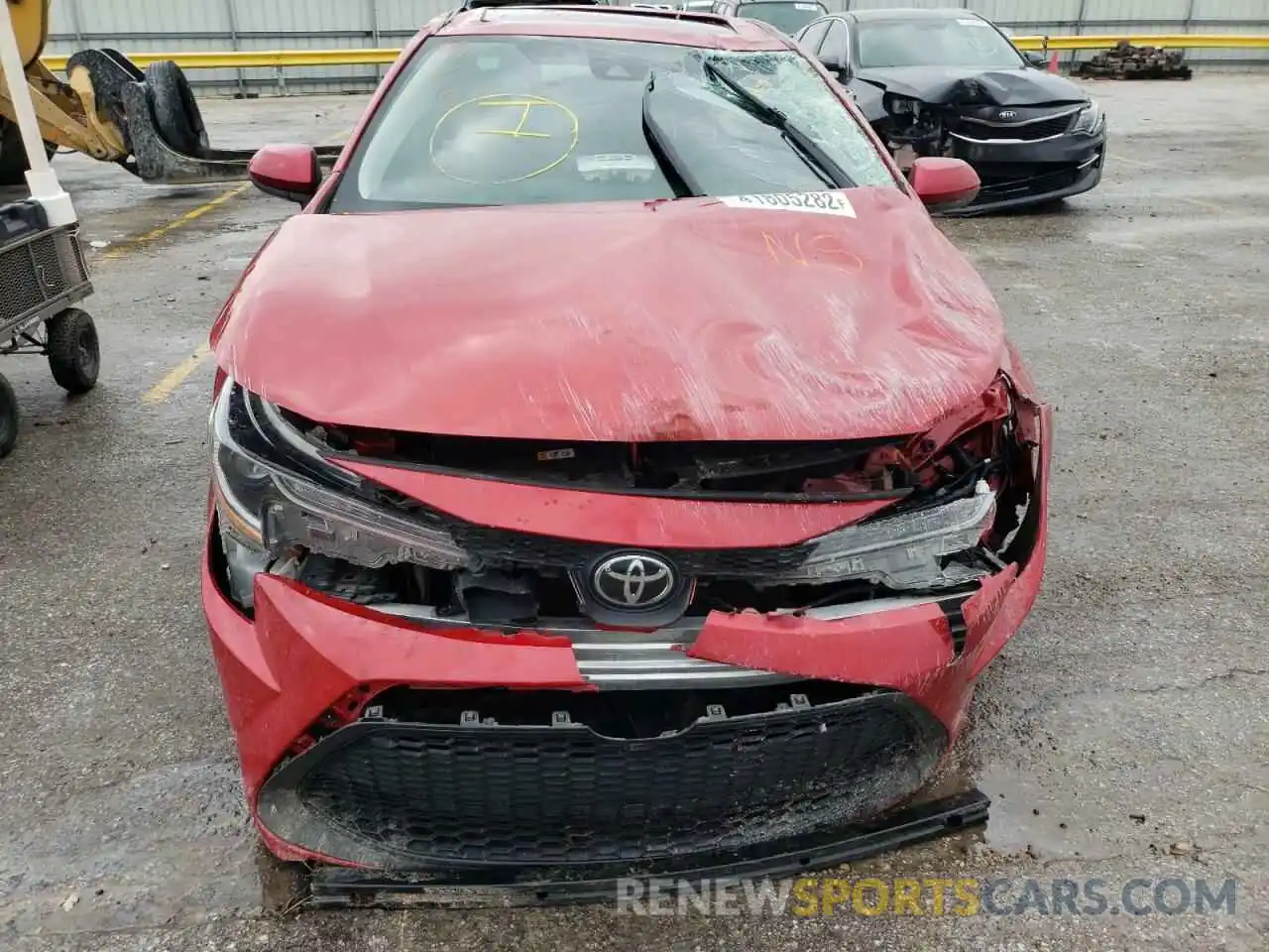 9 Photograph of a damaged car 5YFHPRAE8LP024778 TOYOTA COROLLA 2020