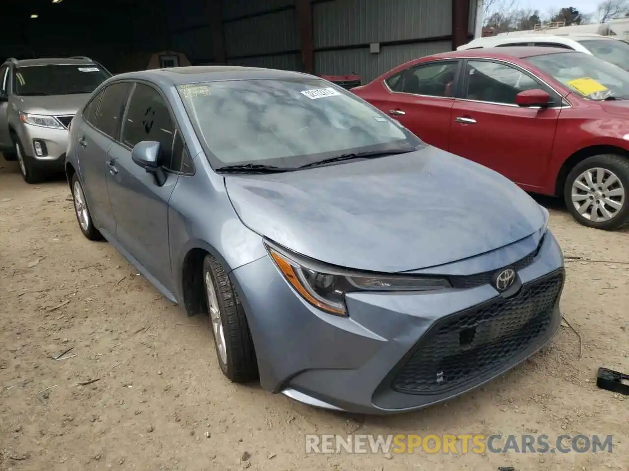 1 Photograph of a damaged car 5YFHPRAE8LP033352 TOYOTA COROLLA 2020