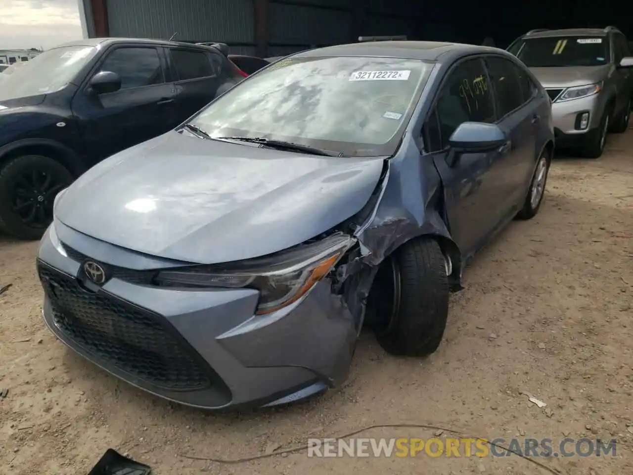 2 Photograph of a damaged car 5YFHPRAE8LP033352 TOYOTA COROLLA 2020