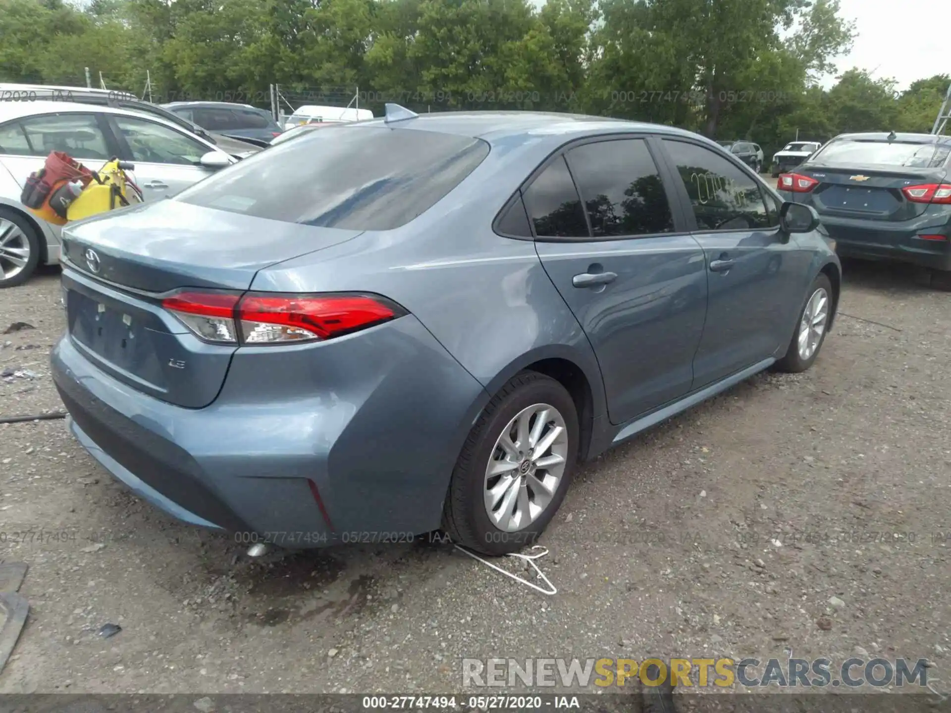 4 Photograph of a damaged car 5YFHPRAE8LP043492 TOYOTA COROLLA 2020