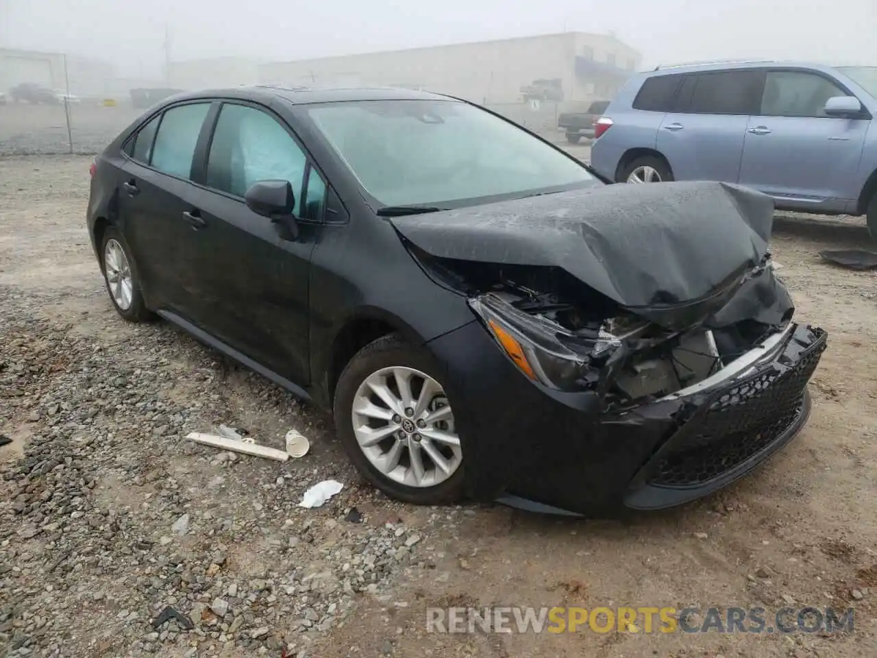 1 Photograph of a damaged car 5YFHPRAE8LP090702 TOYOTA COROLLA 2020