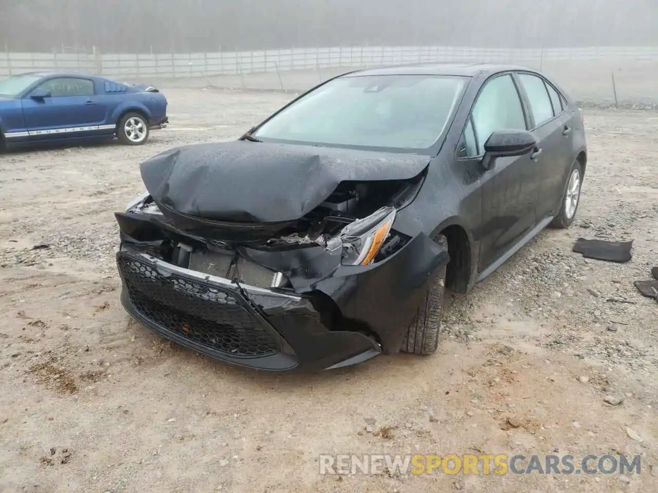 2 Photograph of a damaged car 5YFHPRAE8LP090702 TOYOTA COROLLA 2020