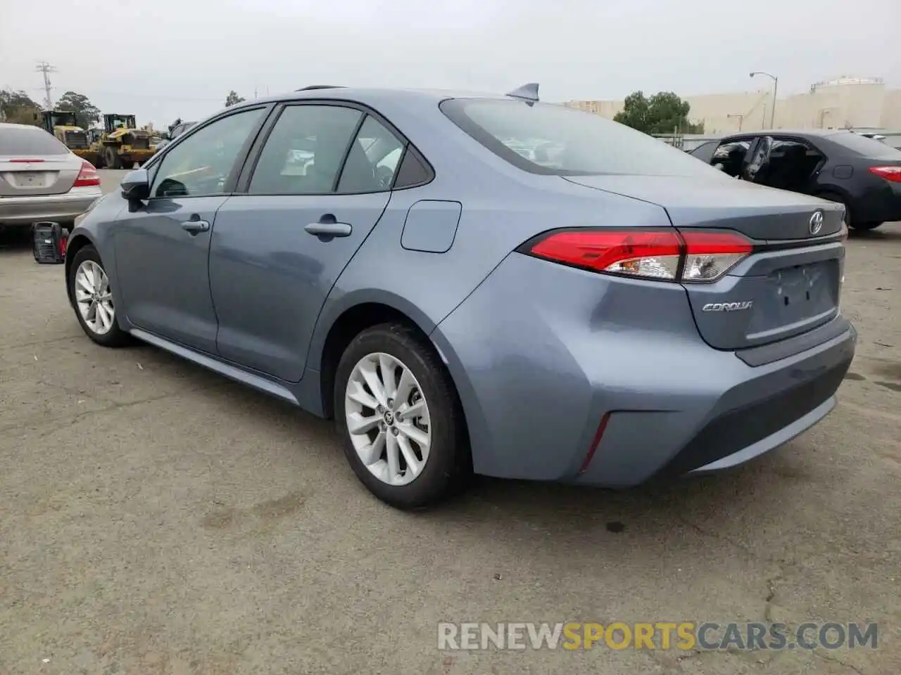 3 Photograph of a damaged car 5YFHPRAE9LP004913 TOYOTA COROLLA 2020