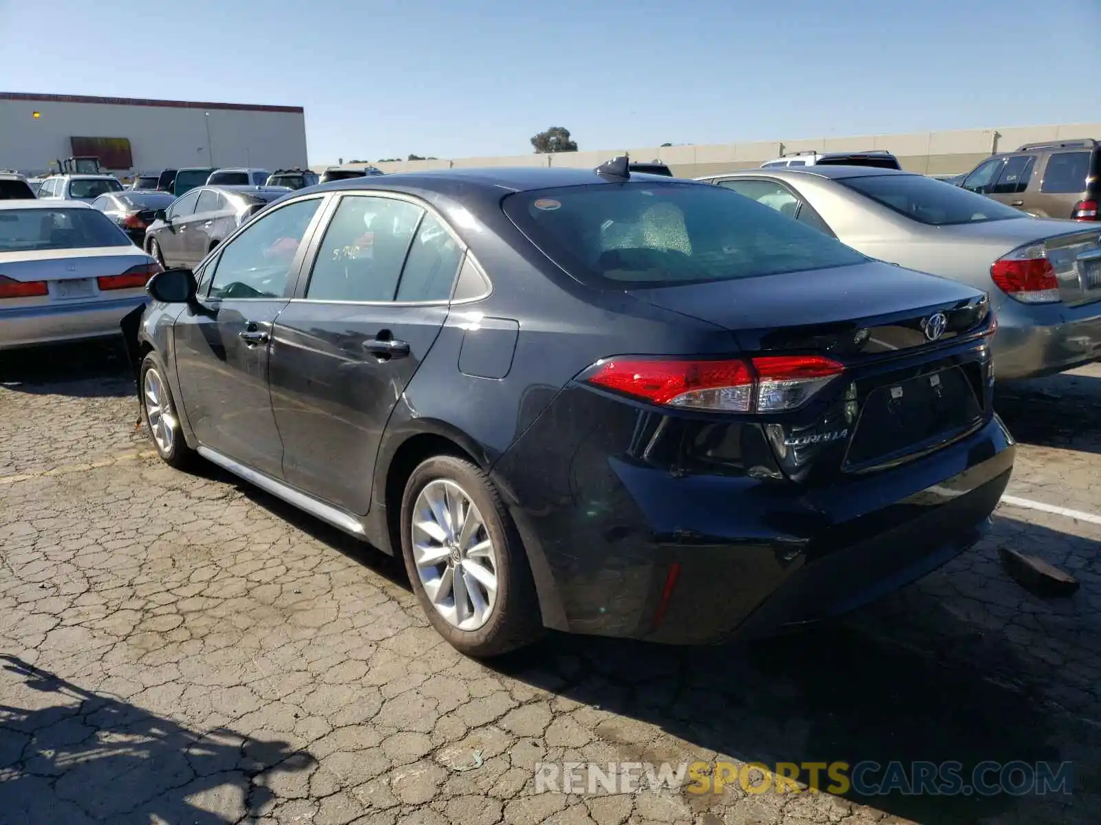 3 Photograph of a damaged car 5YFHPRAE9LP043923 TOYOTA COROLLA 2020