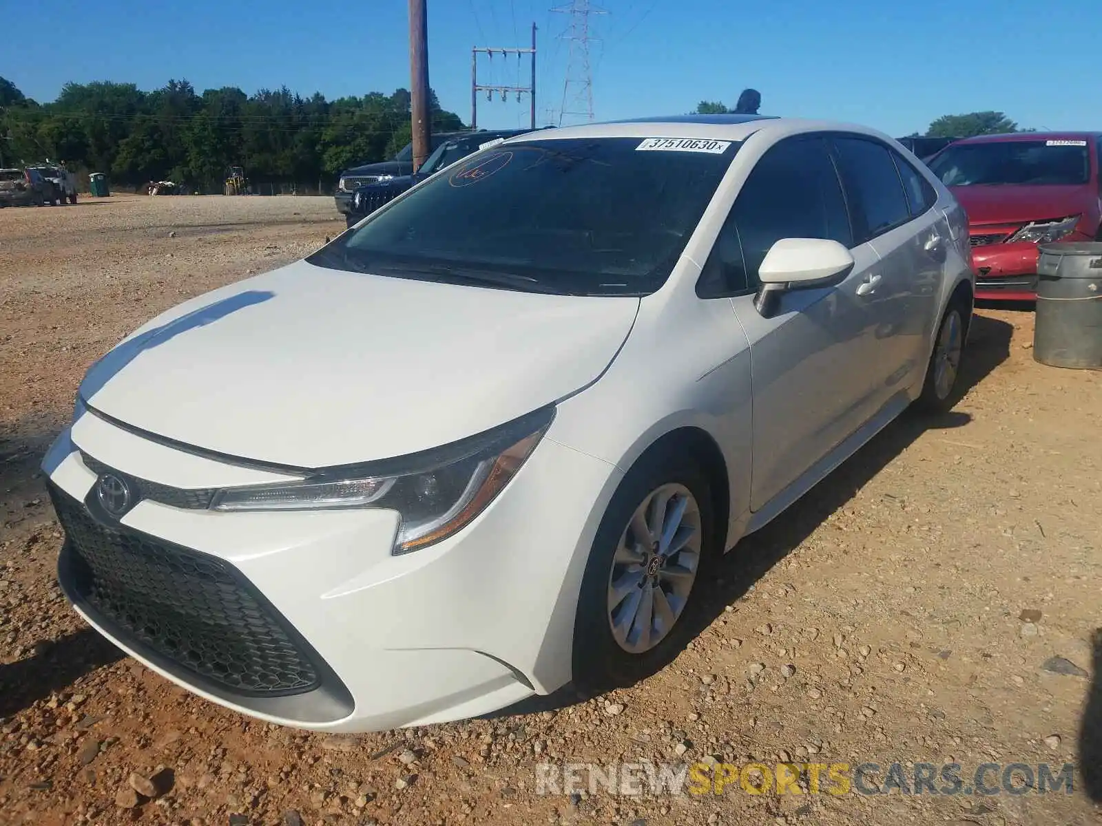 2 Photograph of a damaged car 5YFHPRAE9LP066070 TOYOTA COROLLA 2020