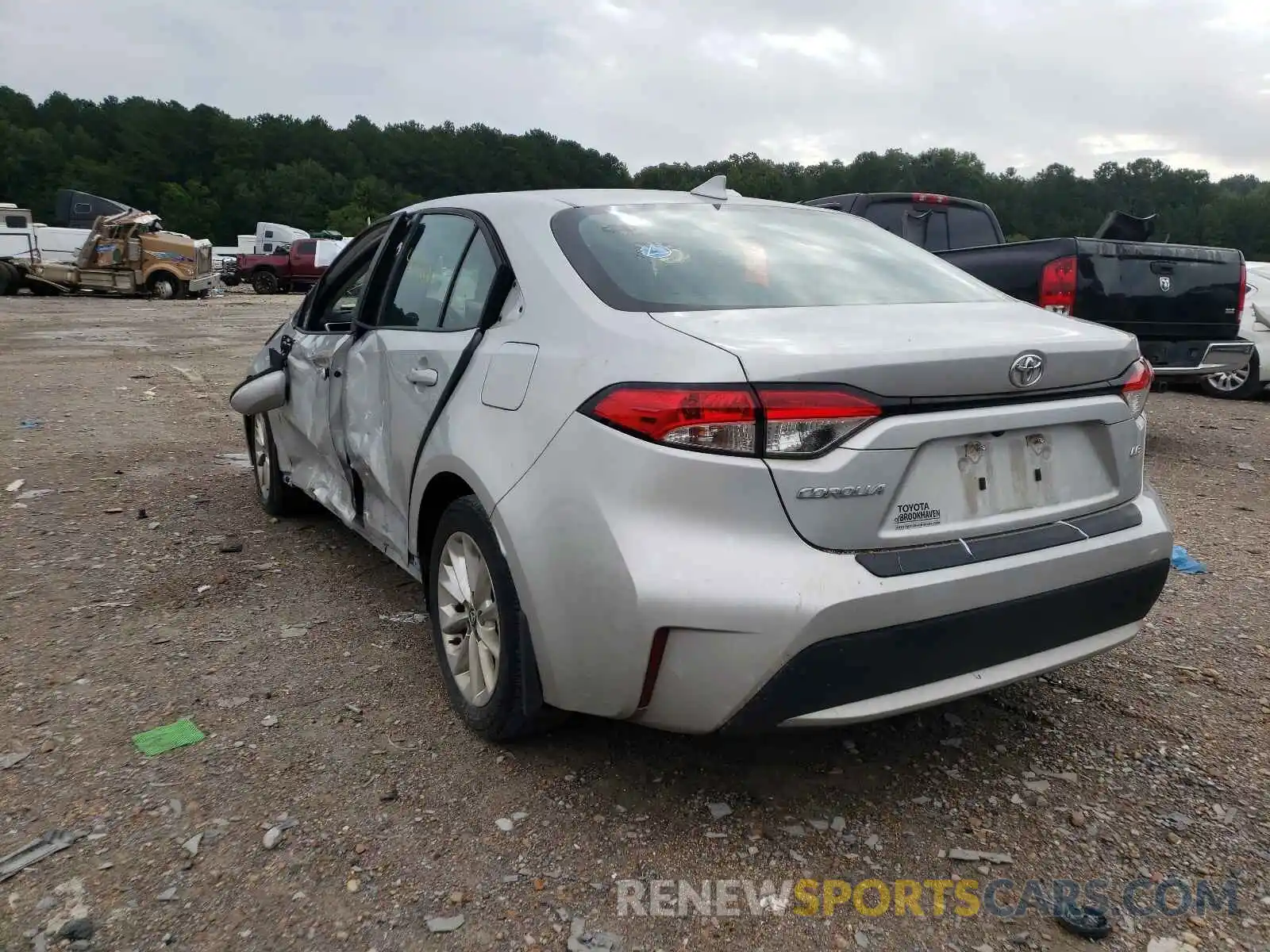 3 Photograph of a damaged car 5YFHPRAEXLP004838 TOYOTA COROLLA 2020